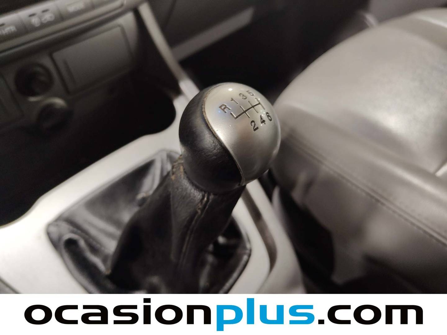 Foto SsangYong Rodius Ssangyong Rodius 2.0 e-Xdi Limited (155 CV)