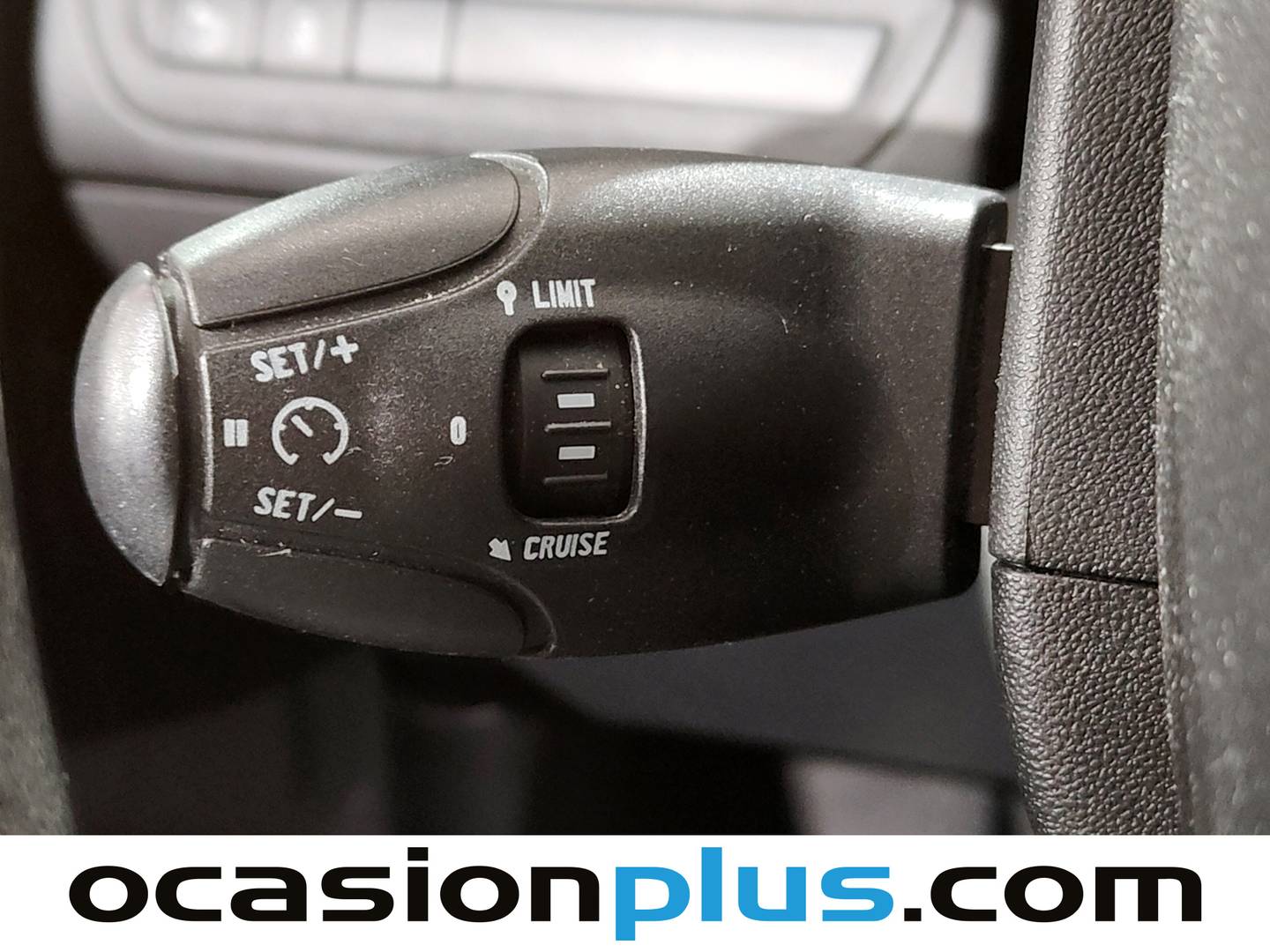 Equipamiento del Peugeot 208 Peugeot 208 1.2 PureTech Active (82 CV)