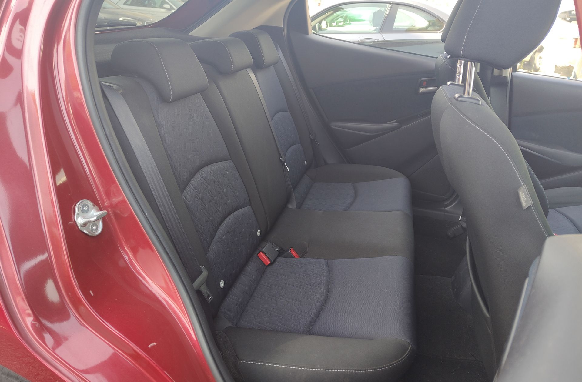 Mazda Mazda2 1.5 GE Style+ Confort - foto 12