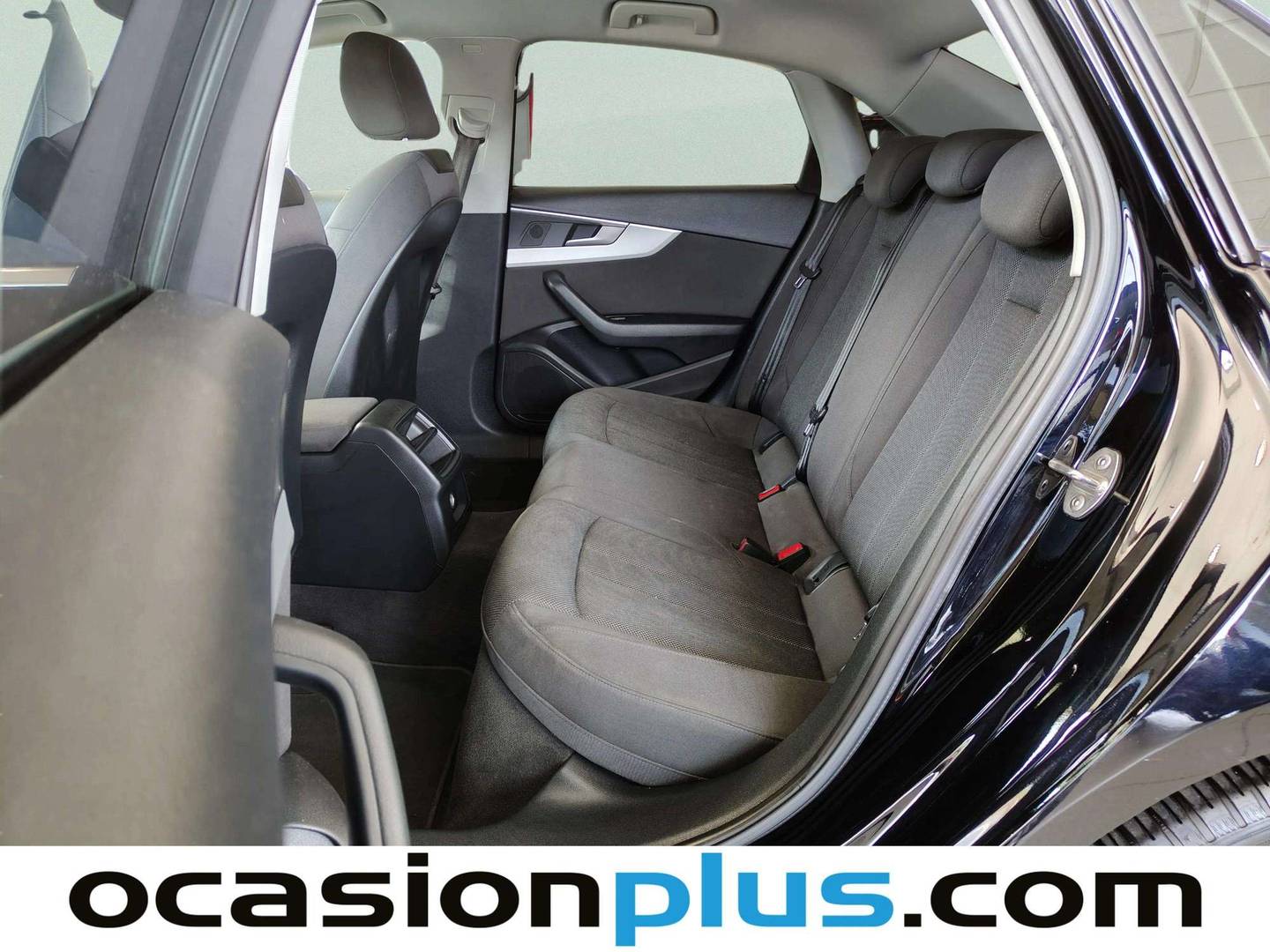 Foto asientos traseros Audi A4 Audi A4 Advanced 35 TFSI (150 CV) S tronic