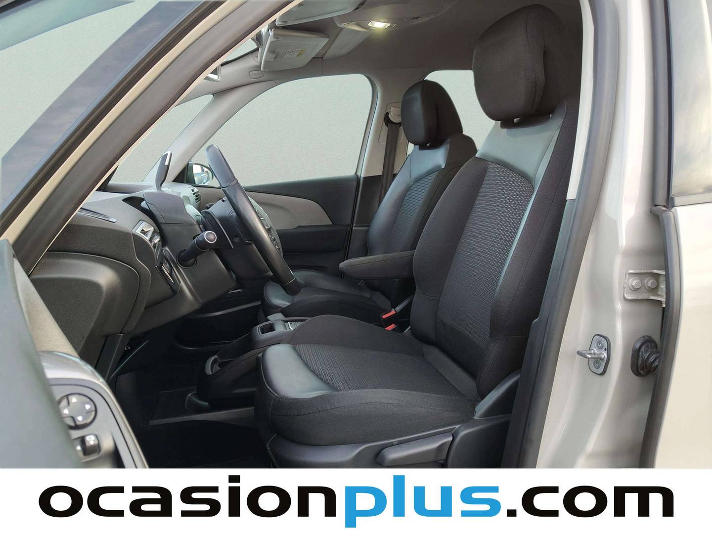 Foto asientos traseros Citroën Grand C4 Spacetourer Citroen Grand C4 Spacetourer BlueHDi 130 Shine Pack EAT8 (130 CV) 7 Plazas