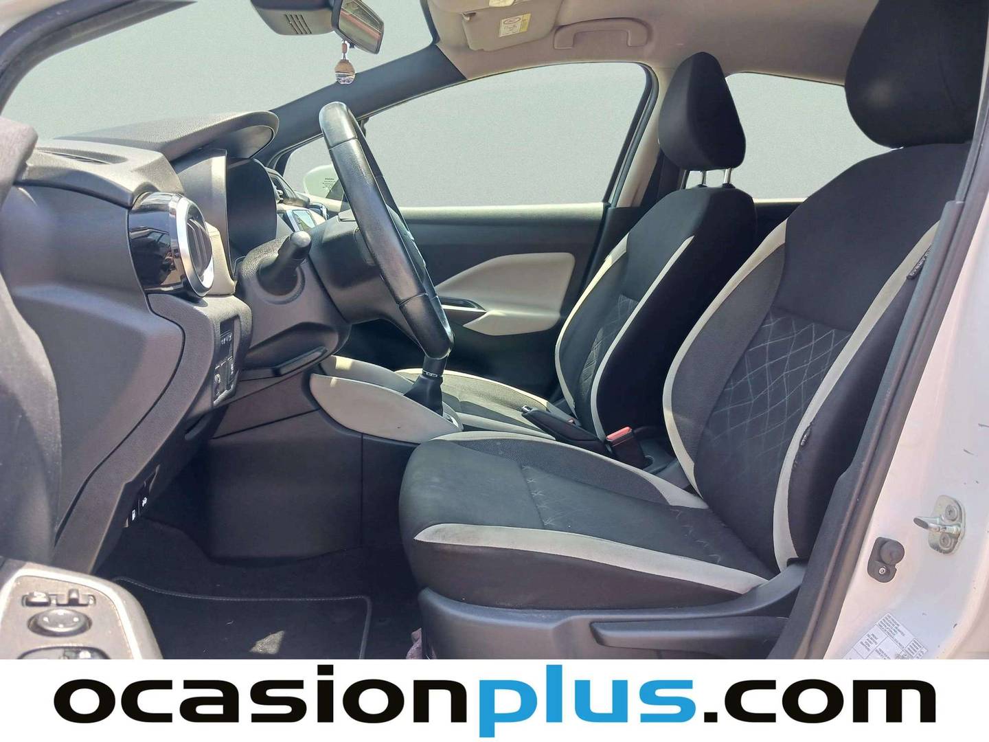 Foto asientos delanteros Nissan Micra Nissan Micra IG-T N-Connecta (100 CV)