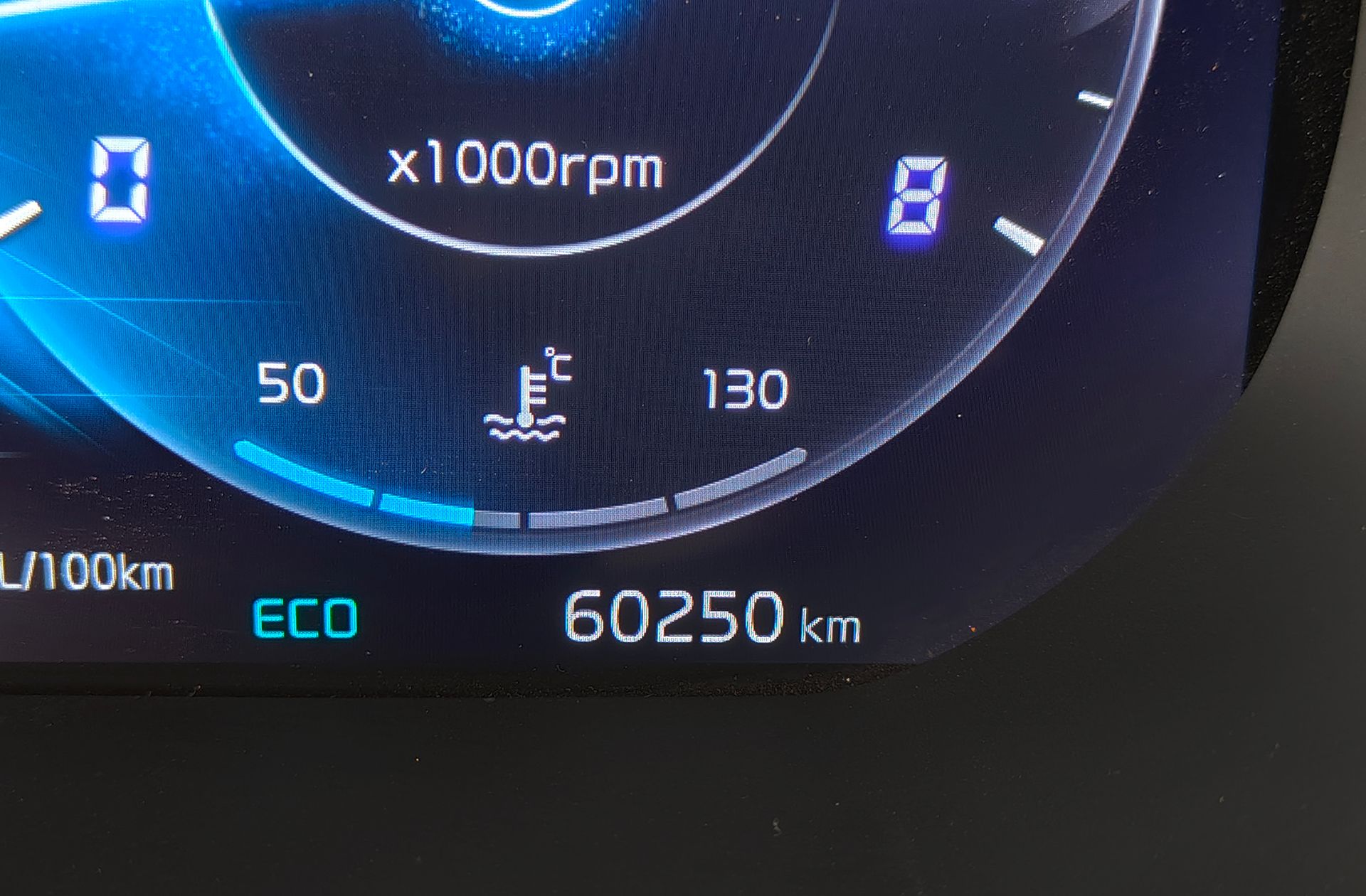 Kia XCeed 1.5 MHEV GT-line - foto 14