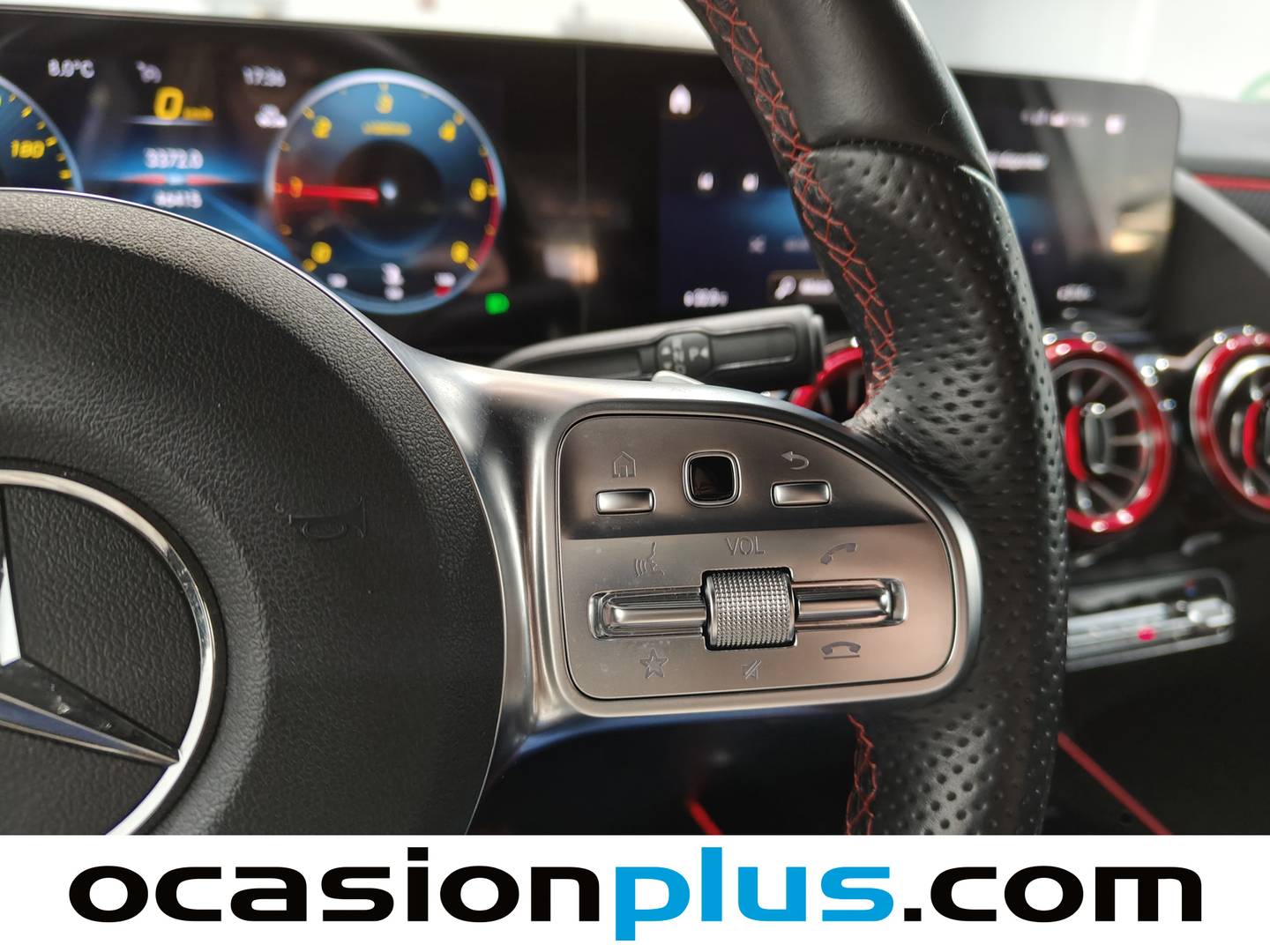 Foto Mercedes GLA Mercedes-Benz GLA 200 D (150 CV) Pack AMG