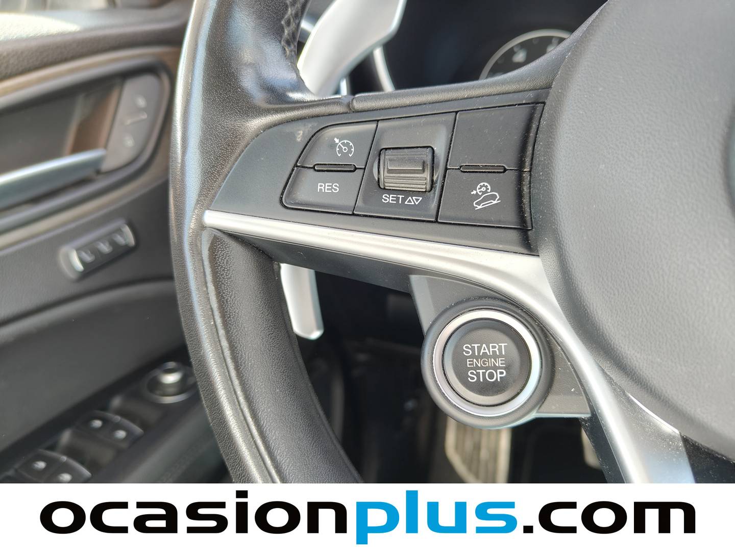 Alfa Romeo Stelvio Alfa Romeo Stelvio 2.0 Petrol First Edition (I) Q4 (280 CV) de ocasión