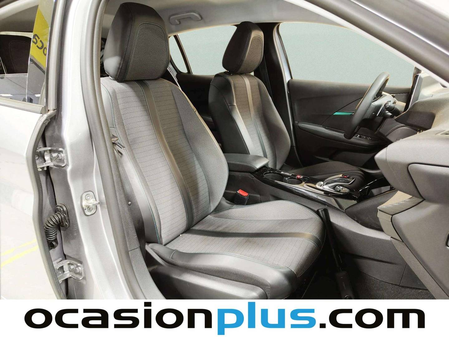 Peugeot 208 Peugeot 208 PureTech 100 Allure Pack EAT8 (100 CV) de segunda mano