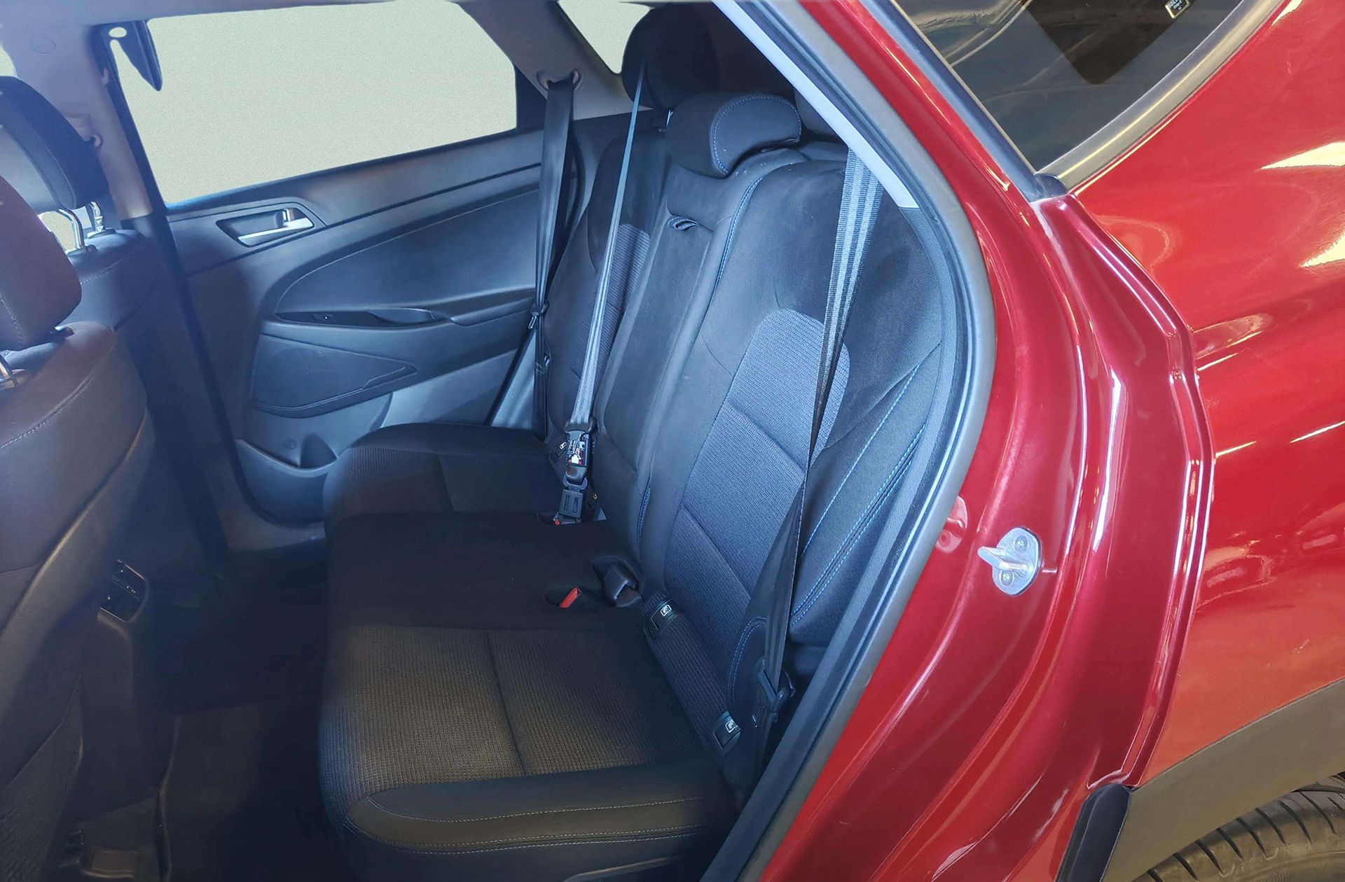 Hyundai Tucson 1.6 GDI BlueDrive Link 4x2 - foto 12