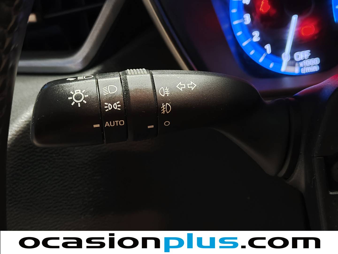 Toyota Corolla Toyota Corolla 1.8 125 Híbrido Feel! E-CVT (122 CV) seminuevo