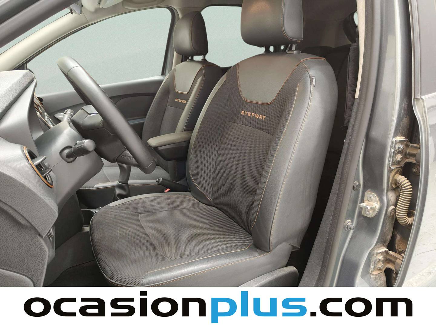 Foto asientos delanteros Dacia Sandero Dacia Sandero Serie Limitada Trotamundos TCe (90 CV)
