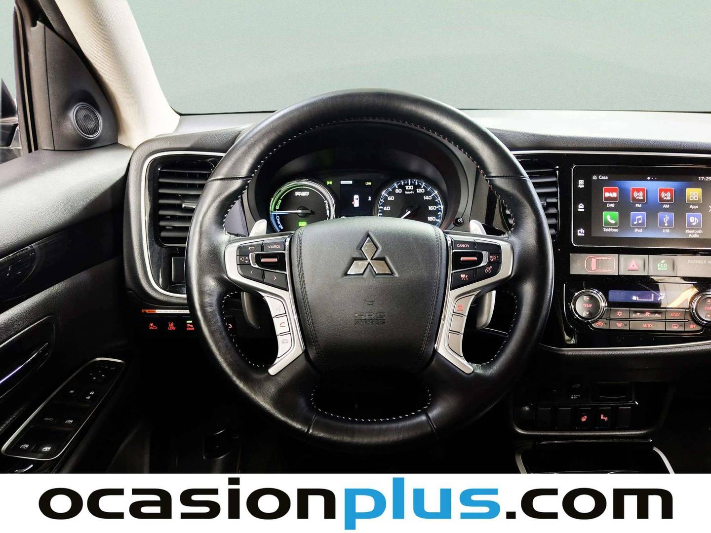 Mitsubishi Outlander Mitsubishi Outlander 2.0 PHEV Kaiteki 4WD Auto (203 CV) seminuevo