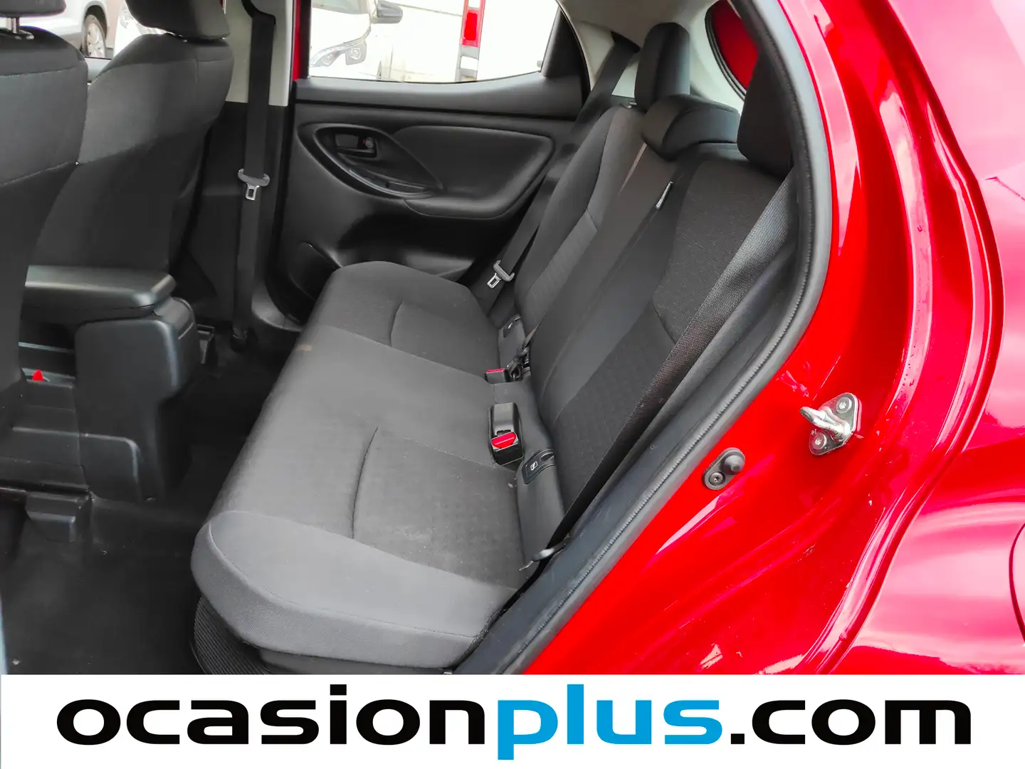 Foto Toyota Yaris Toyota Yaris 120H Business Plus (116 CV)