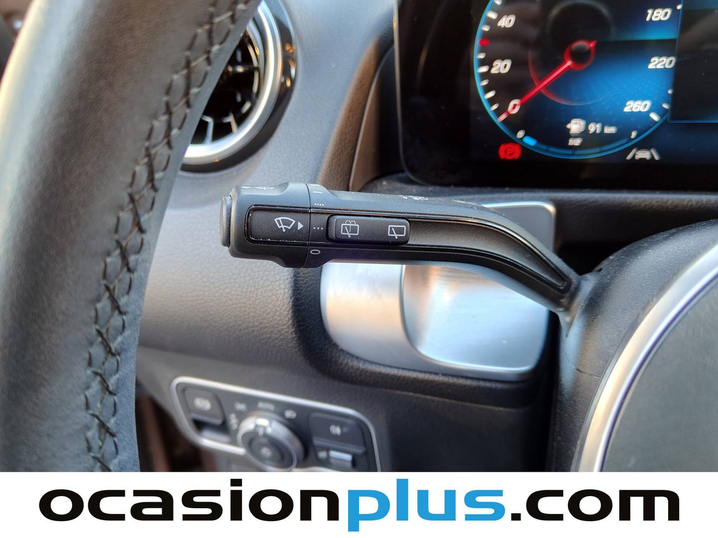 Foto Mercedes GLB Mercedes-Benz GLB 220 D 4Matic (190 CV)