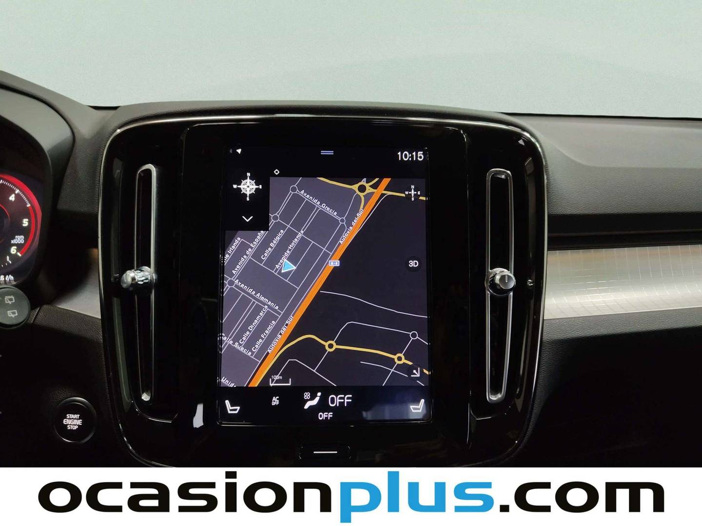 Equipamiento del Volvo XC40 Volvo XC40 D3 Momentum Auto (150 CV)