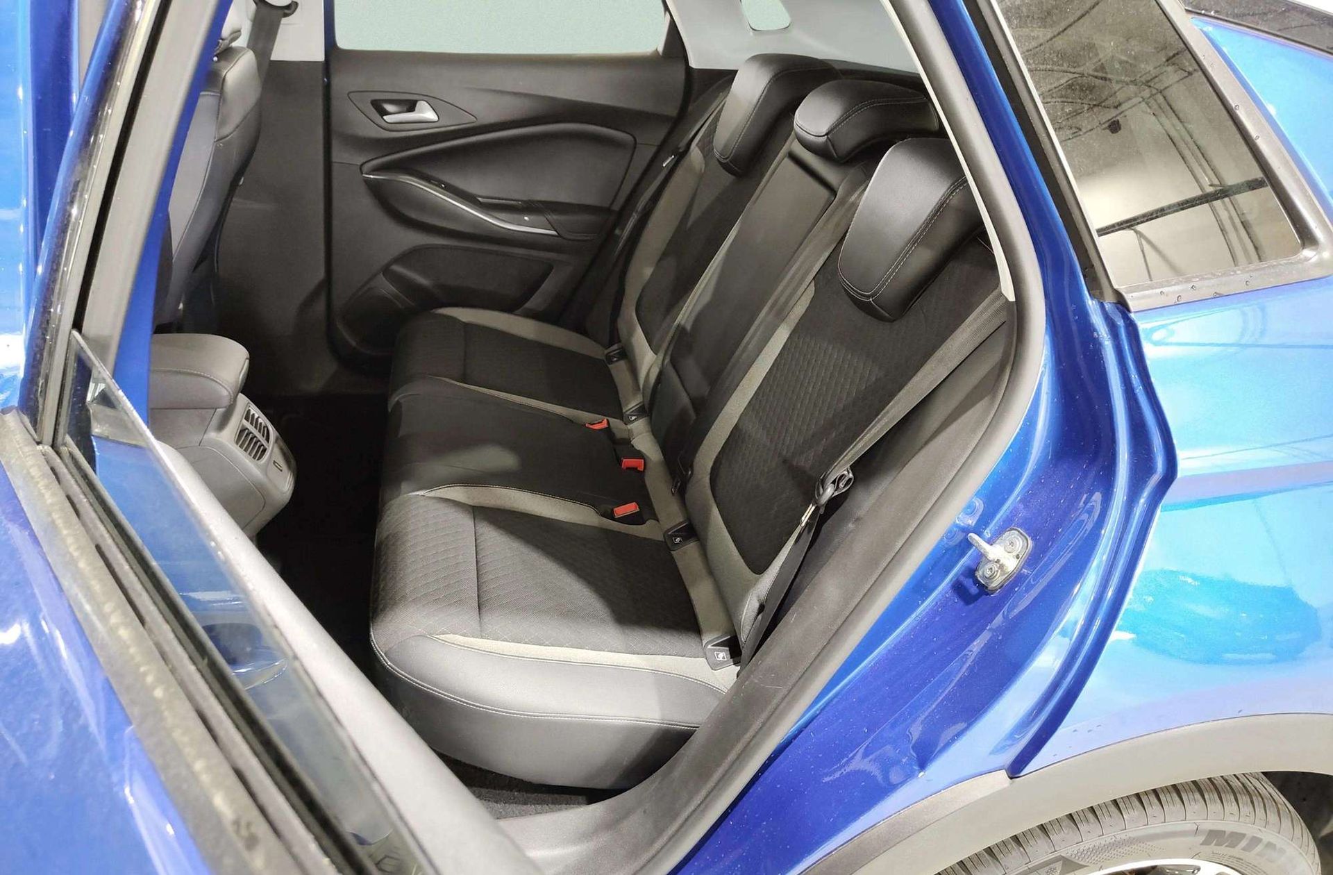 Opel Grandland 2.0 CDTi Ultimate - foto 13