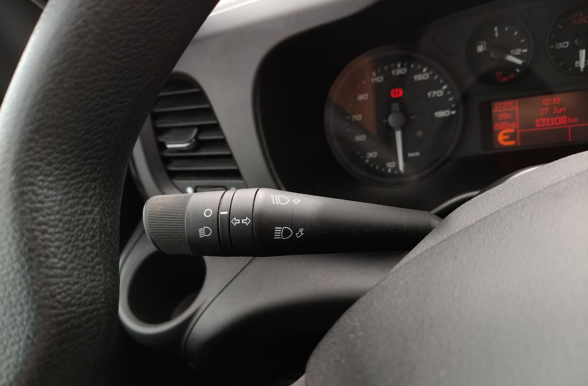 Iveco Daily 35S 16 V 3520L/H2 3 plazas - foto 18
