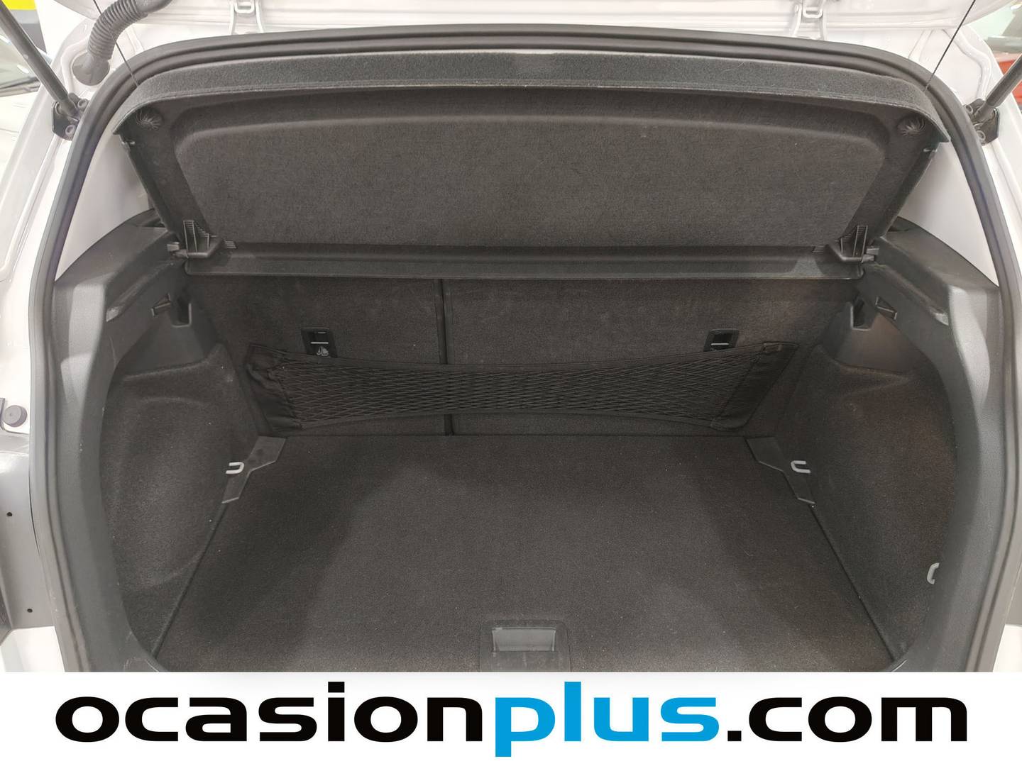 Fotos maletero Volkswagen T-Cross Volkswagen T-Cross Advance 1.0 TSI (110 CV) DSG