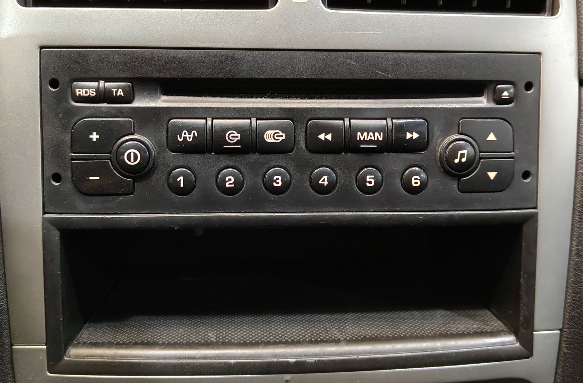 Peugeot 307 1.6 XS - foto 28