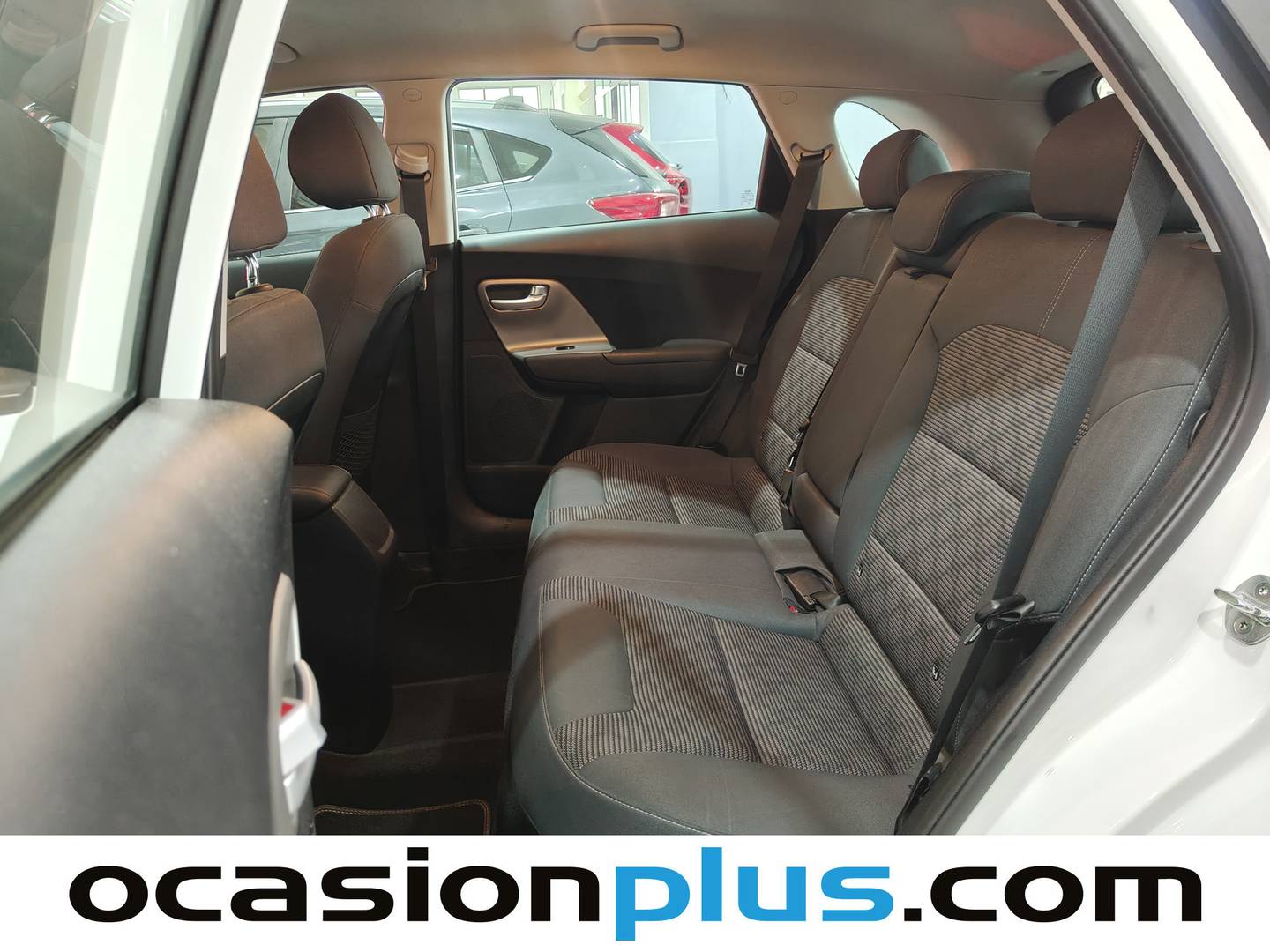 Foto asientos traseros KIA Niro KIA Niro 1.6 GDi HEV Híbrido Drive (141 CV)