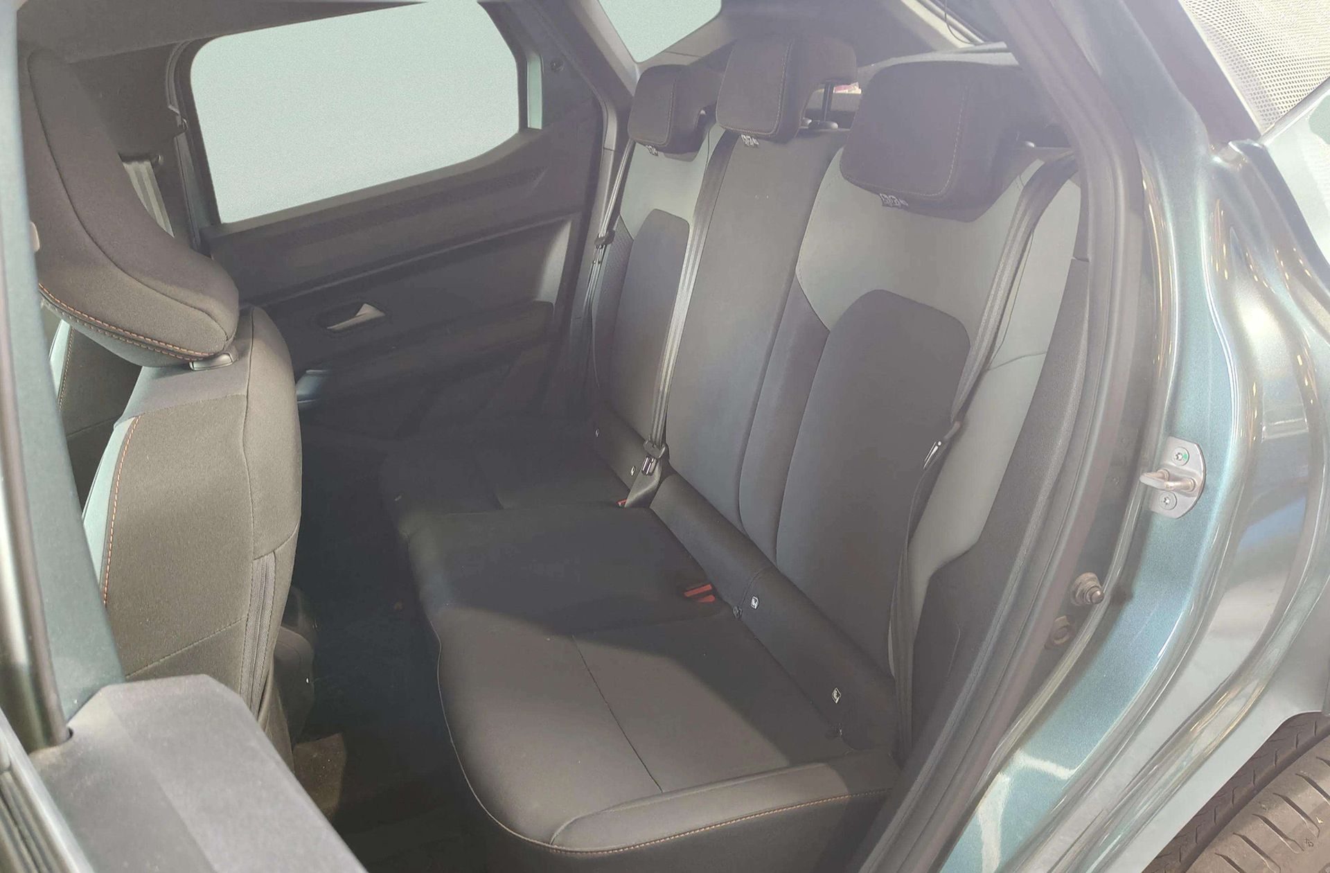 Dacia Duster Extreme Hybrid - foto 14