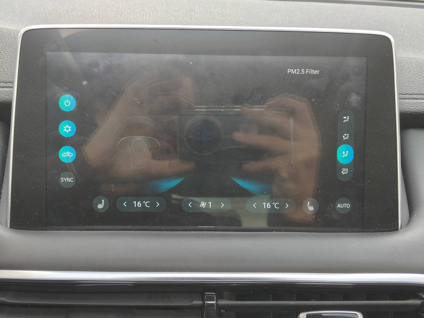 Foto MG HS MG eHS 1.5 T-GDI PHEV Luxury (258 CV)