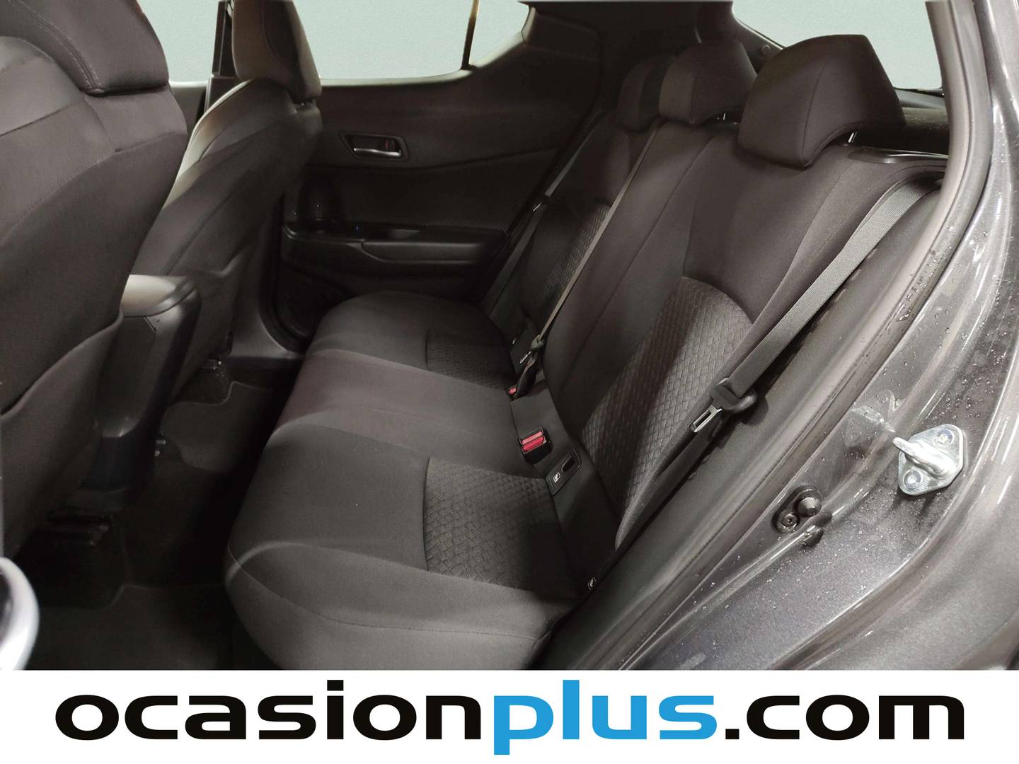 Foto asientos traseros Toyota C-HR Toyota C-HR 1.8 125H Advance (122 CV)