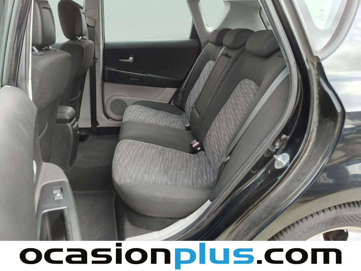 Foto asientos traseros KIA Ceed KIA Ceed 1.6 CVVT Active (122 CV)