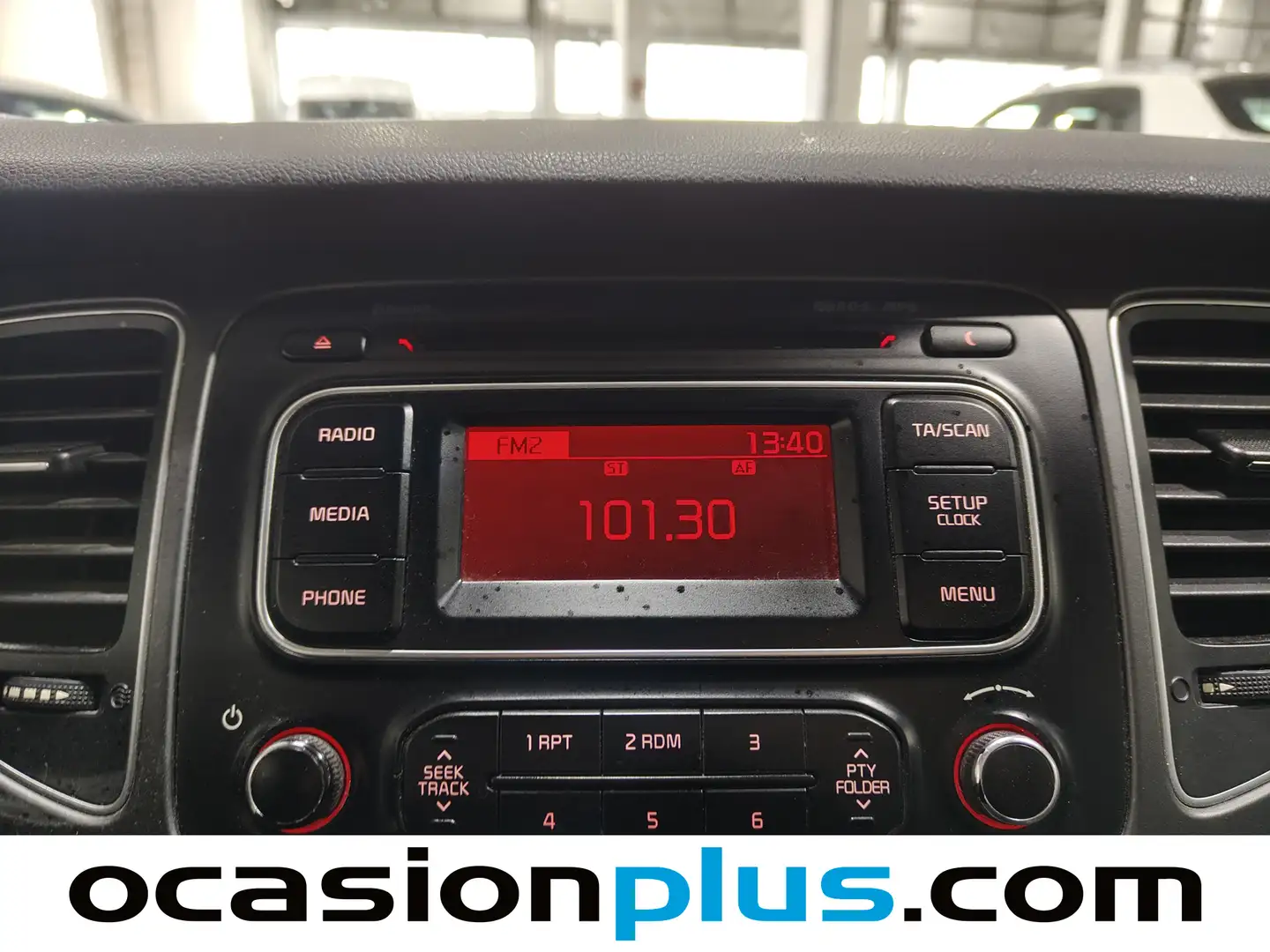 Foto KIA Carens Kia Carens 1.7 CRDi VGT Concept Eco-Dynamics (115 CV) 7 Plazas