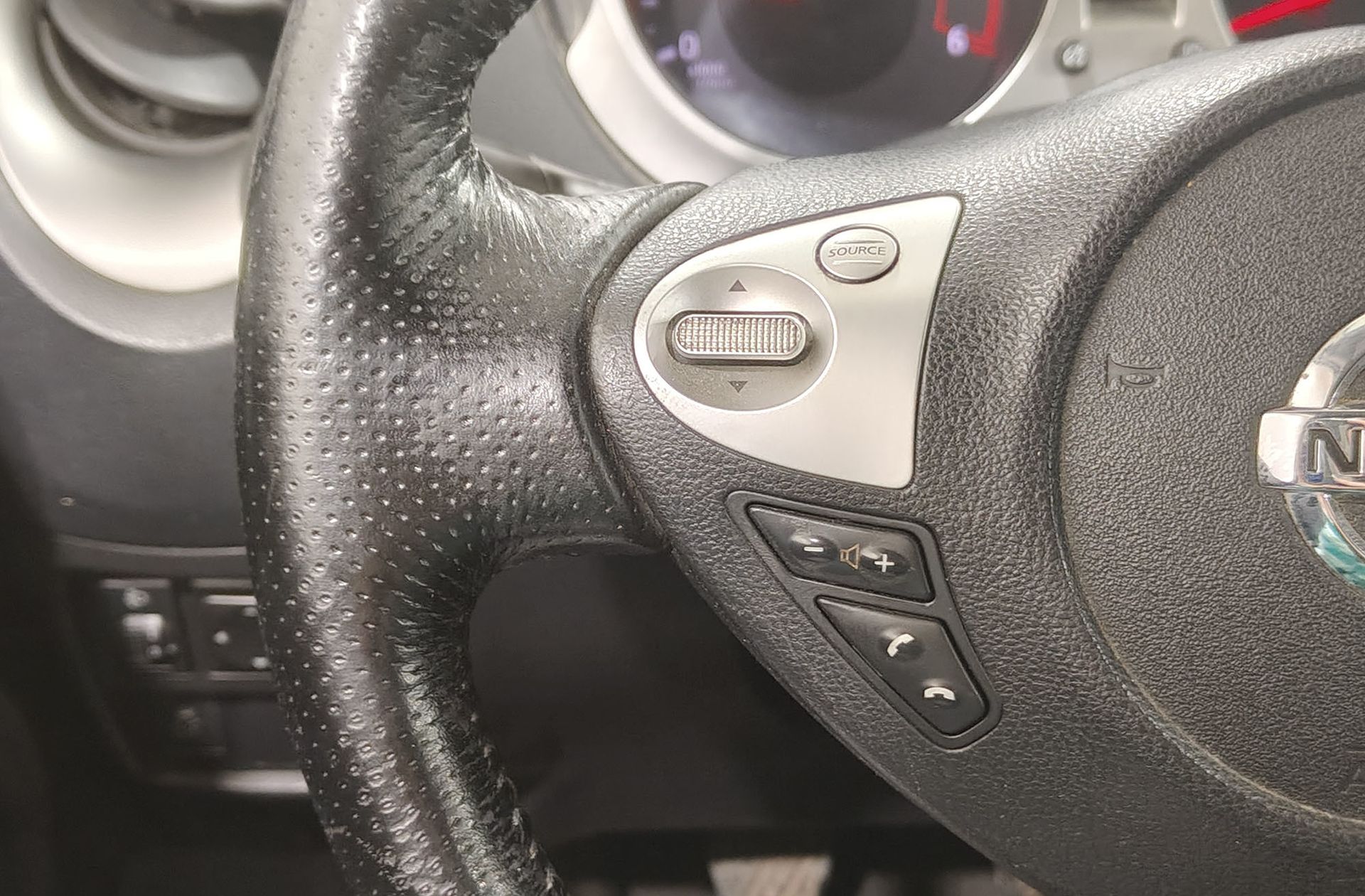 Nissan Juke 1.5 dCi Acenta 4x2 - foto 19