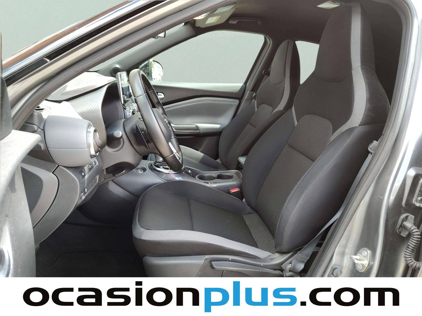 Foto asientos delanteros Nissan JUKE Nissan Juke DIG-T N-Connecta 4x2 DCT (114 CV)