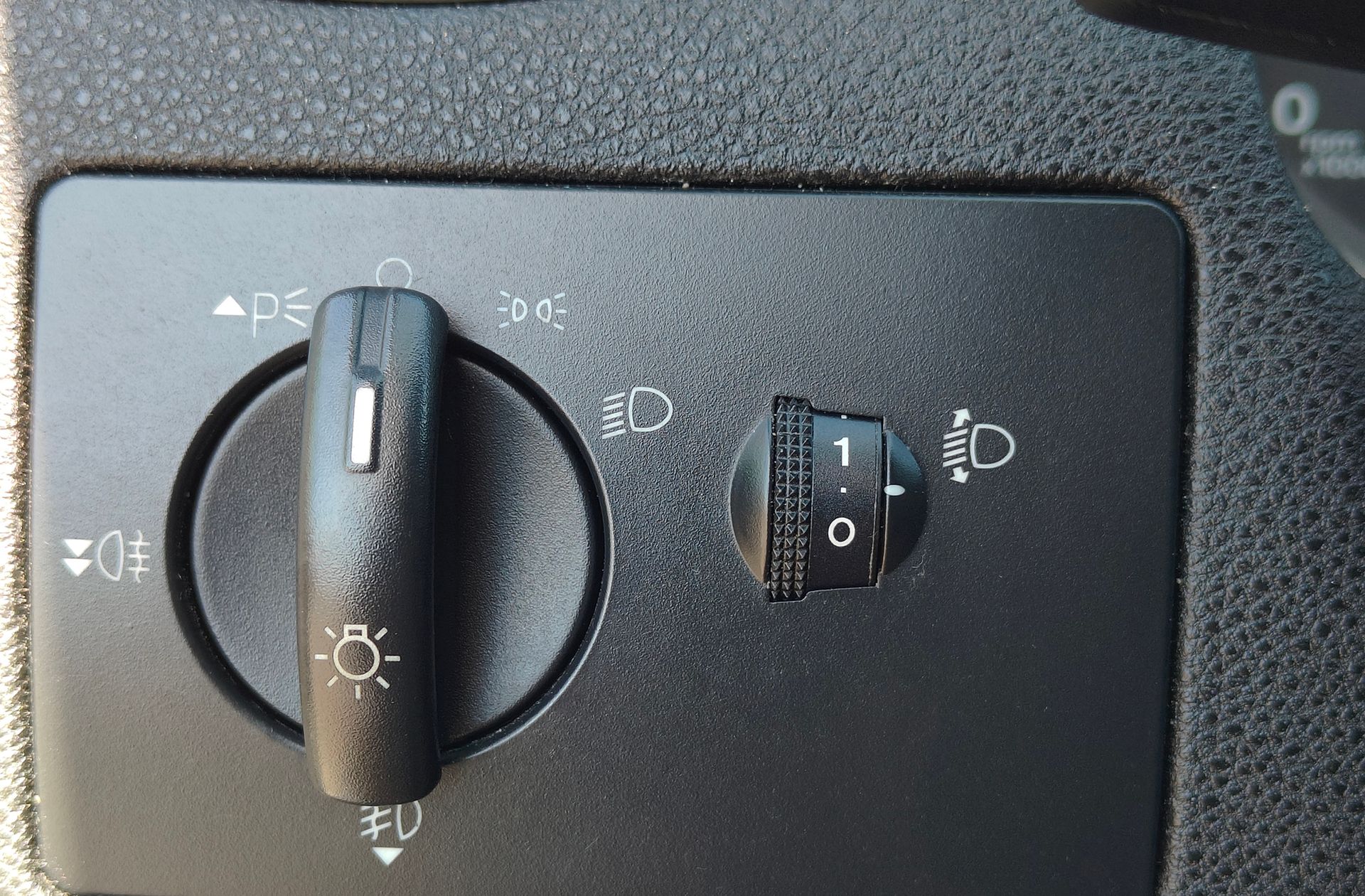Ford Focus 1.8 TDCi Trend - foto 19