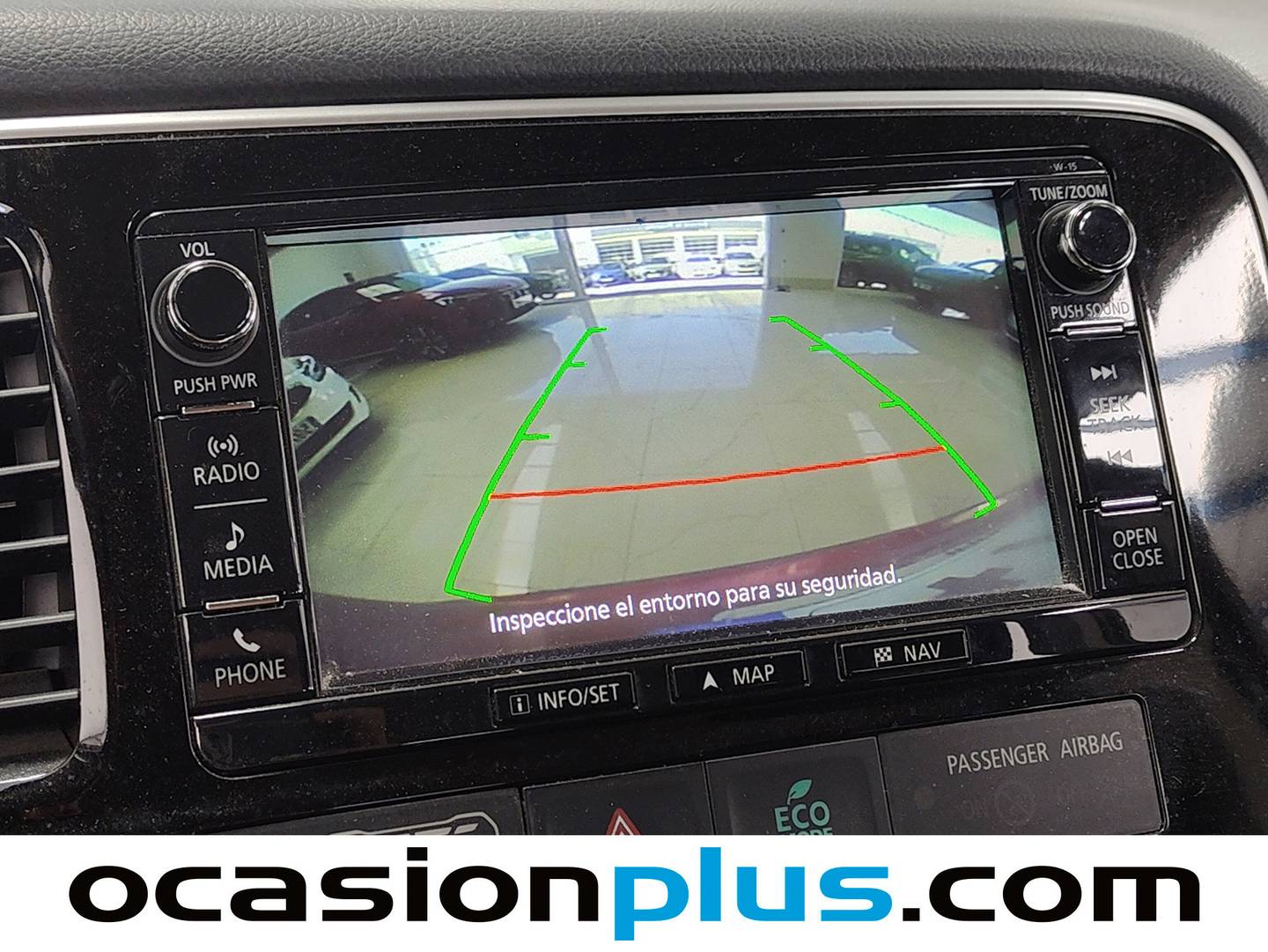 Equipamiento del Mitsubishi Outlander Mitsubishi Outlander 220 DI-D Motion 2WD (150 CV) 7 Plazas