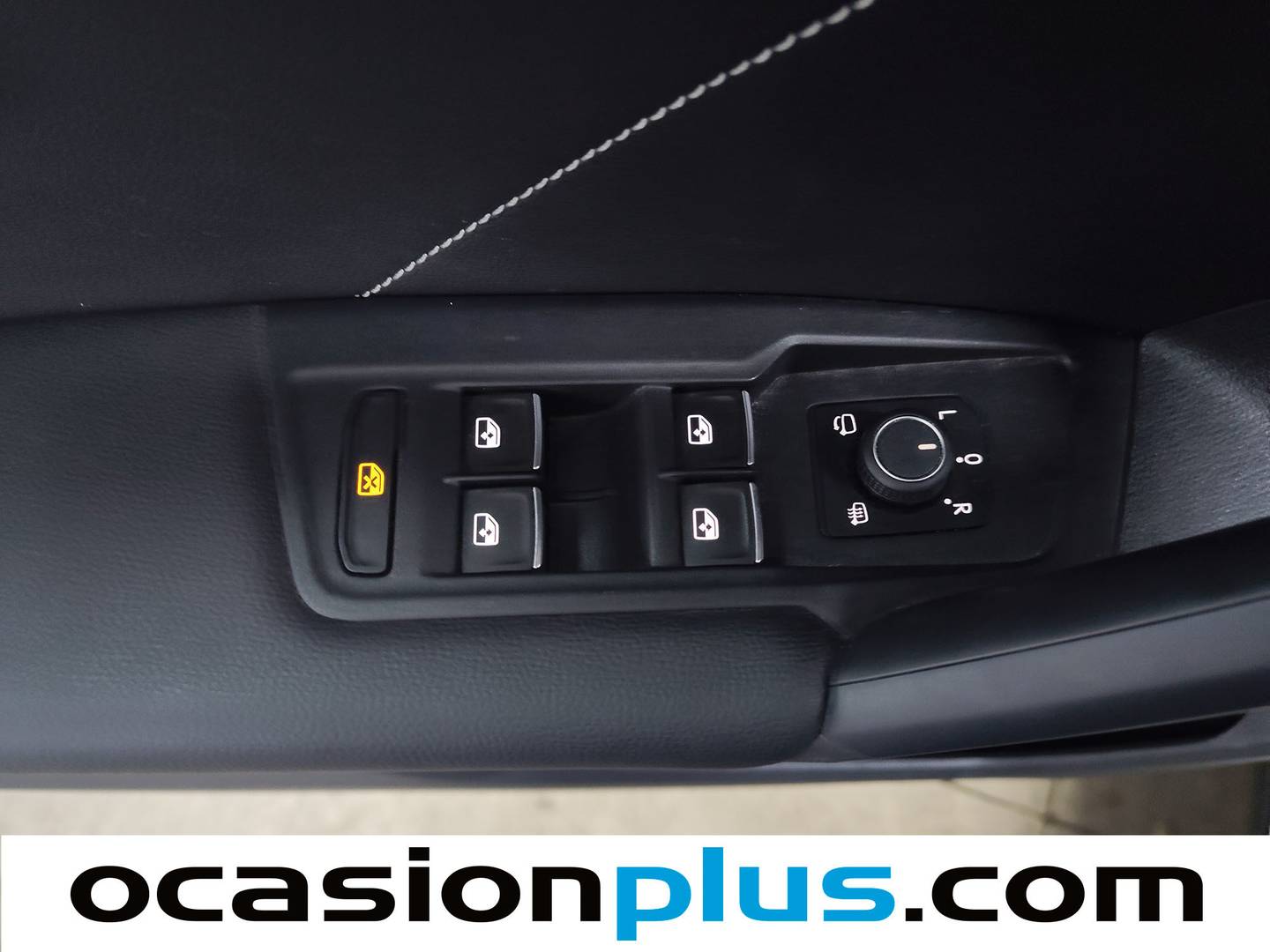 Foto Volkswagen Tiguan Volkswagen Tiguan R-Line 1.5 TSI DSG (150 CV)