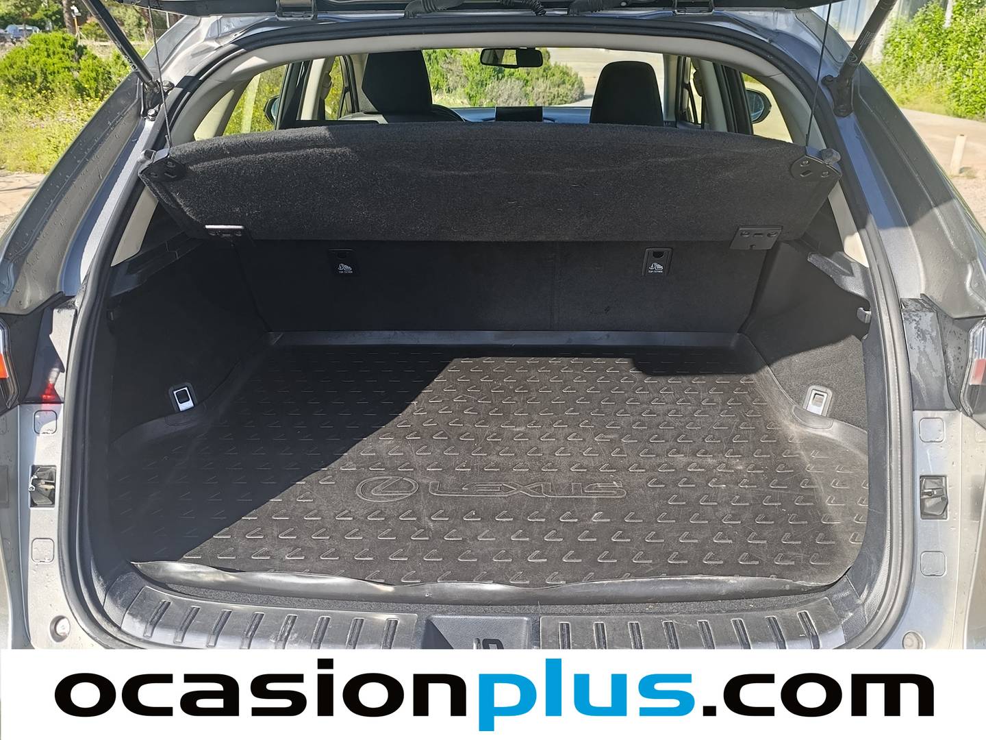 Fotos maletero Lexus NX Lexus NX 300h Eco 2WD (197 CV)