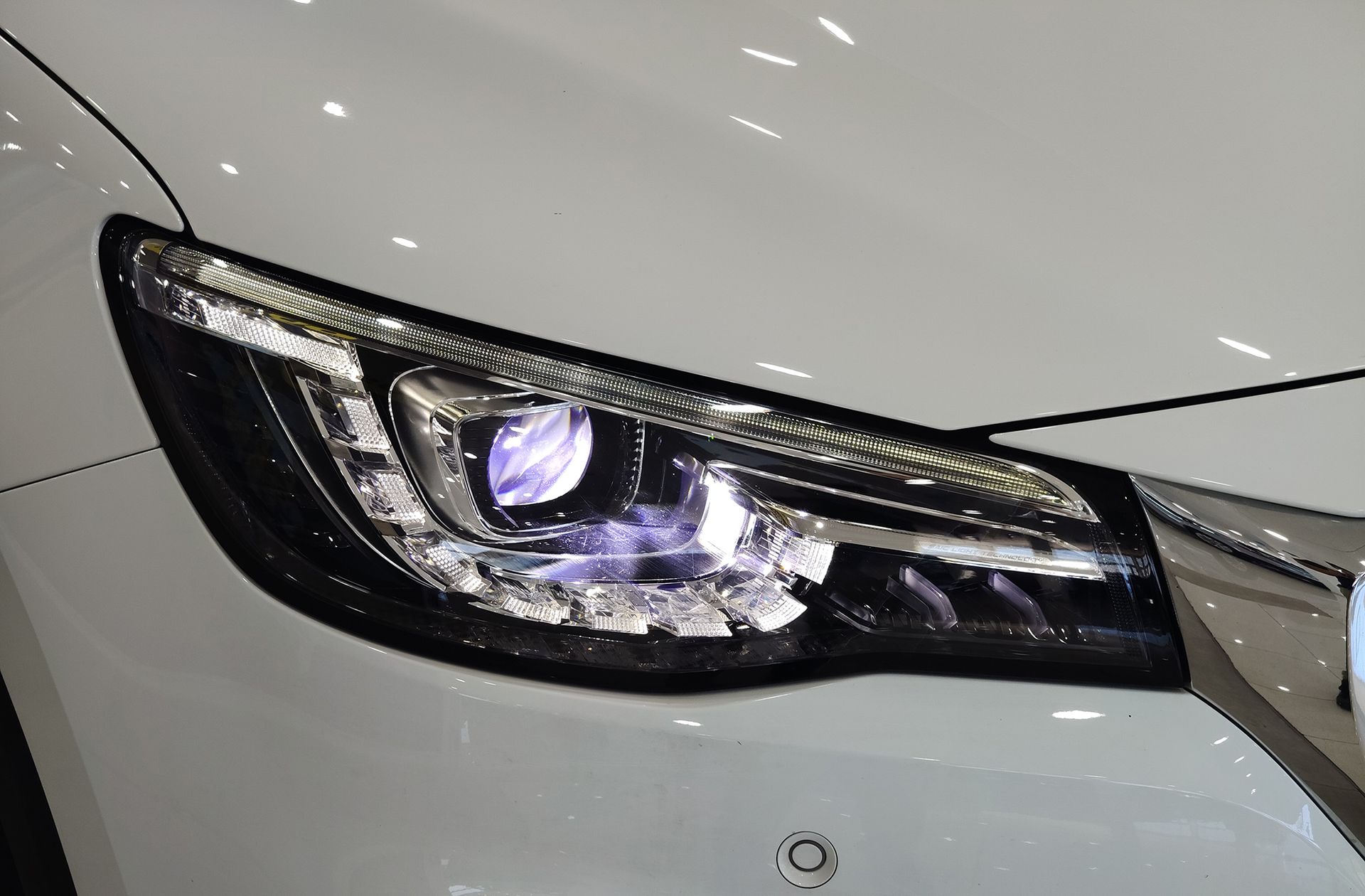 MG HS 1.5 Turbo GDI Luxury DCT - foto 18
