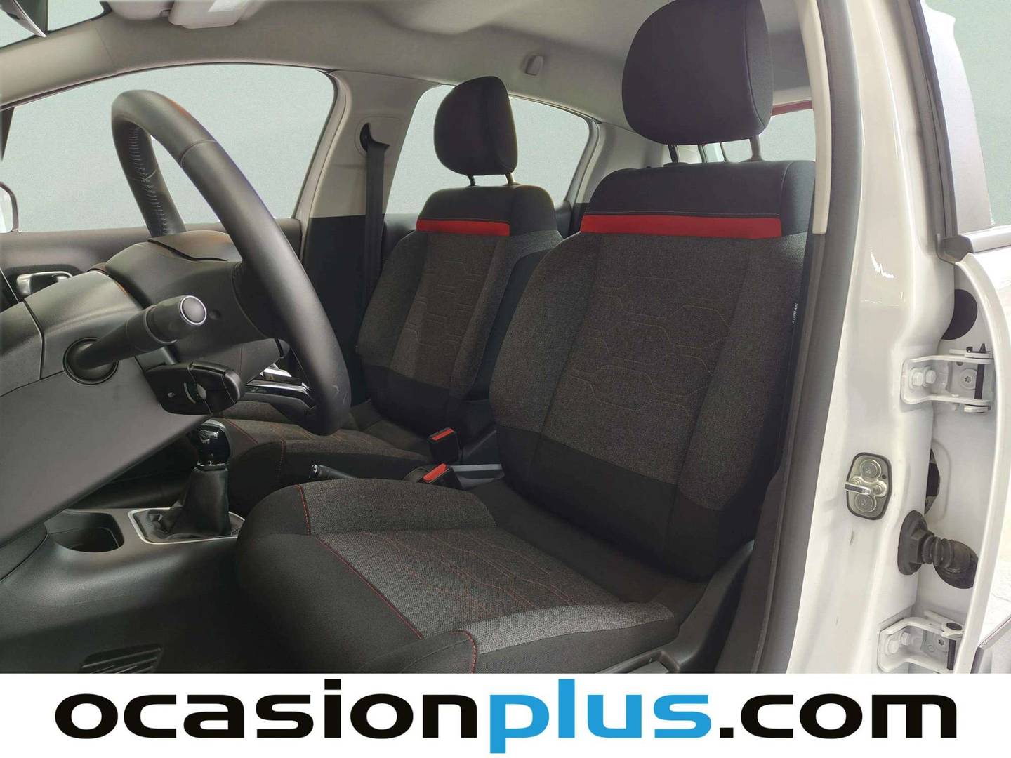 Foto asientos delanteros Citroën C3 Citroen C3 PureTech 83 Feel (83 CV)
