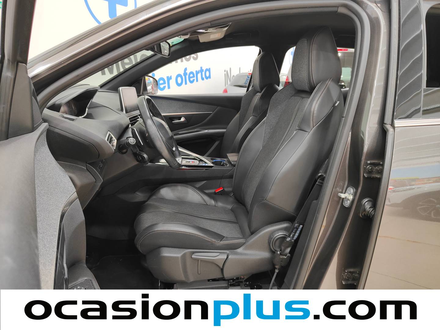 Foto asientos delanteros Peugeot 3008 Peugeot 3008 BlueHDI 130 S&S GT Line EAT8 (130 CV)