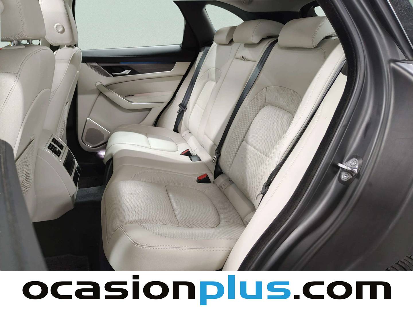 Foto Jaguar F-Pace Jaguar F-PACE 2.0 I4 PHEV SE AWD Auto  (404 CV)