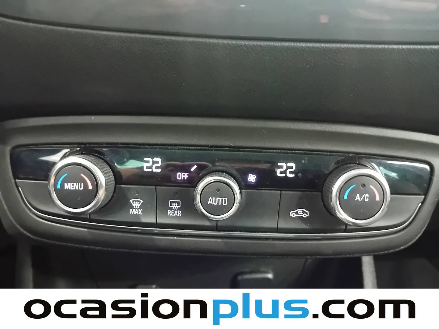 Foto Opel Crossland X Opel Crossland X 1.2 Innovation Auto (130 CV)