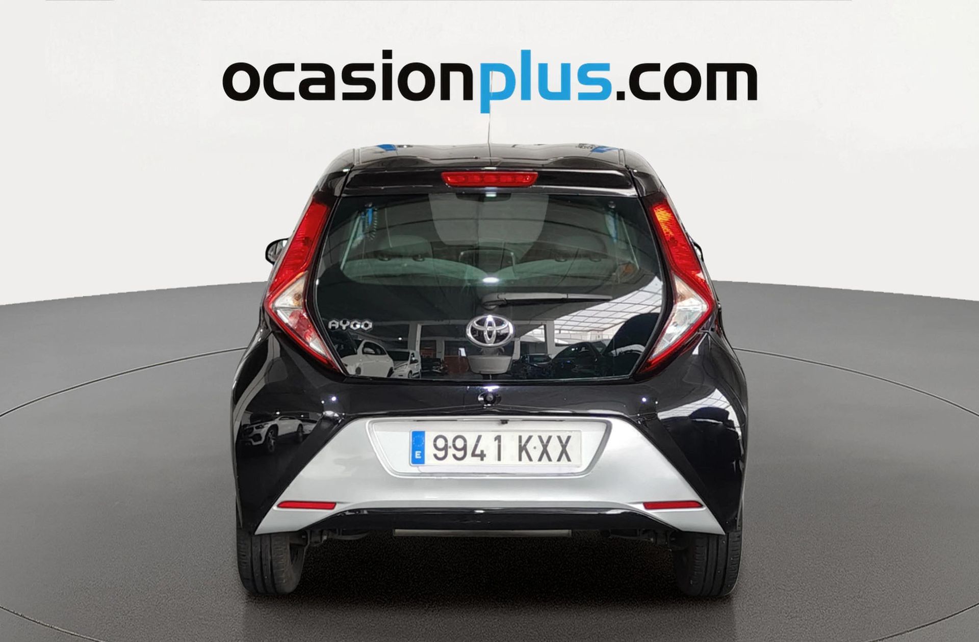 Toyota Aygo 1.0 70 x-play - foto 13
