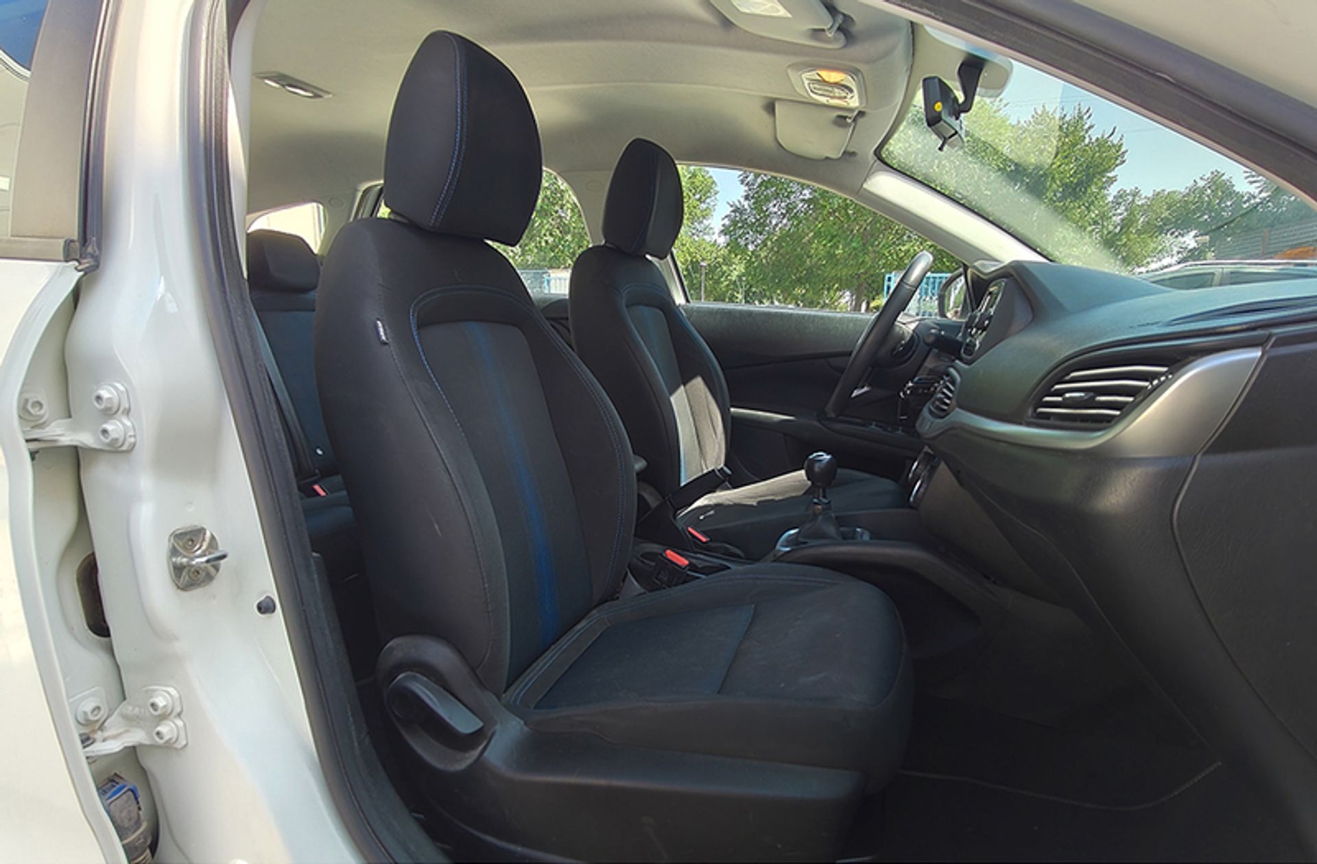 Fiat Tipo SW 1.6 MultiJet II Pop Business - foto 16