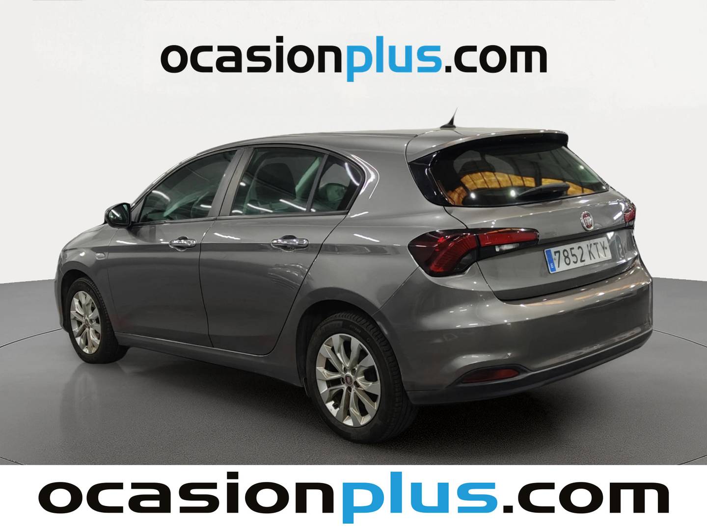 Foto trasera Fiat Tipo Fiat Tipo 1.3 Multijet Easy (95 CV) izquierda