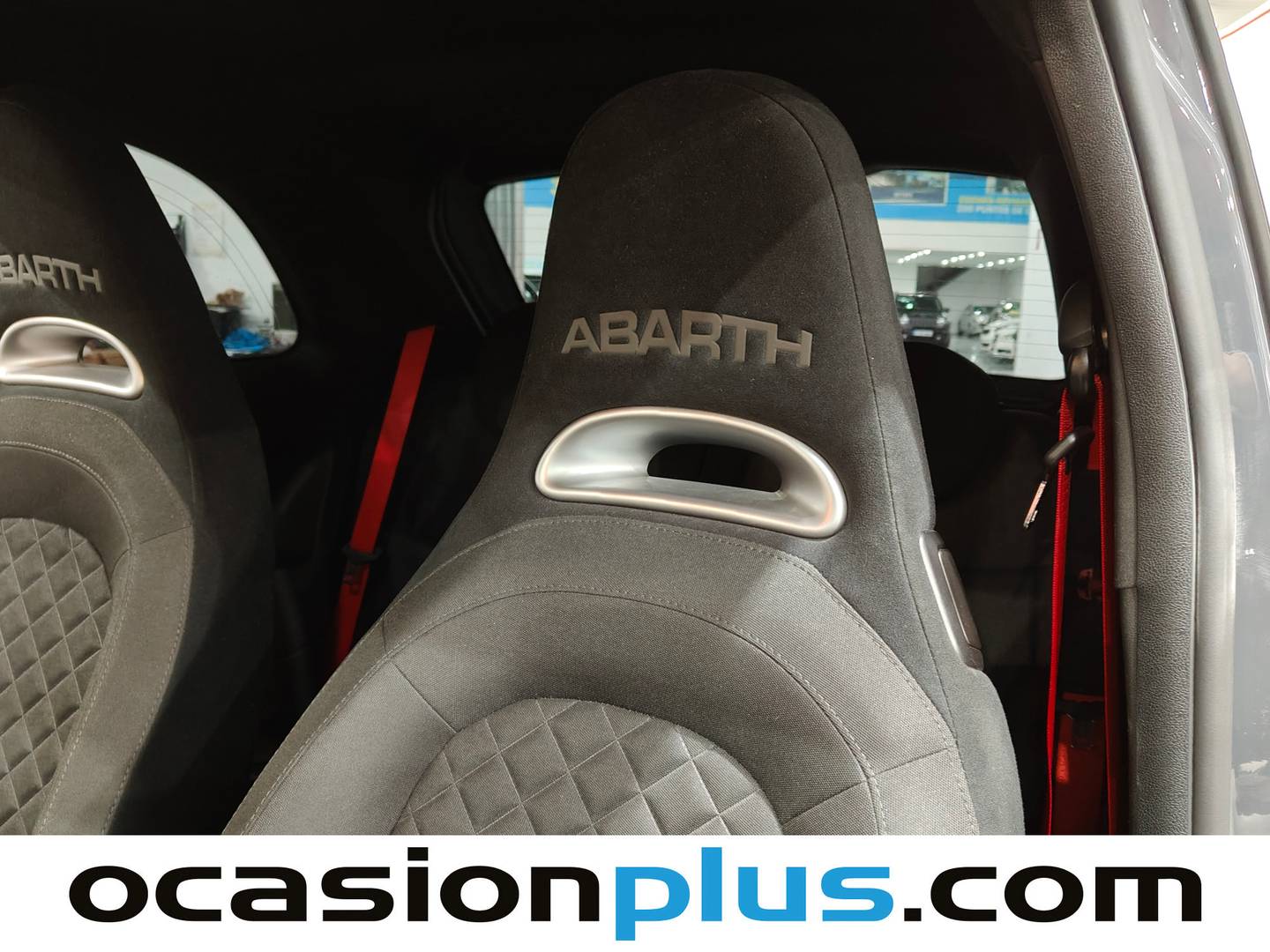 Extras y acabados del Abarth 500 Abarth 500 1.4 16v T-Jet 595  (145 CV)