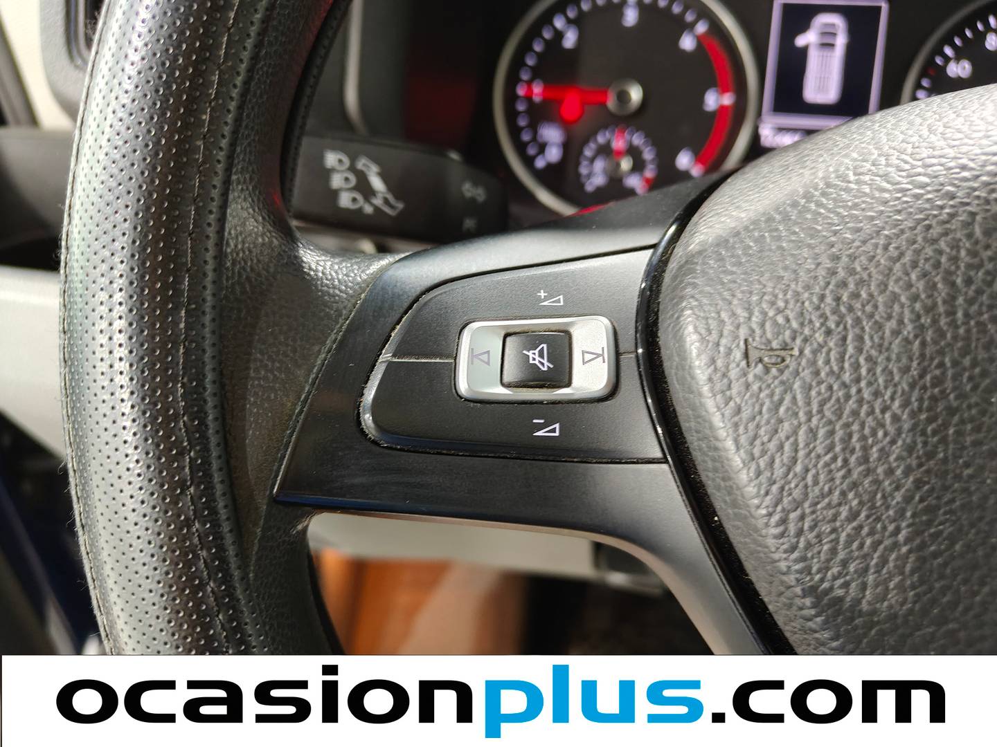 Volkswagen Crafter Volkswagen Crafter 30 Furgón Batalla Media TN 2.0 TDI (102 CV) seminuevo