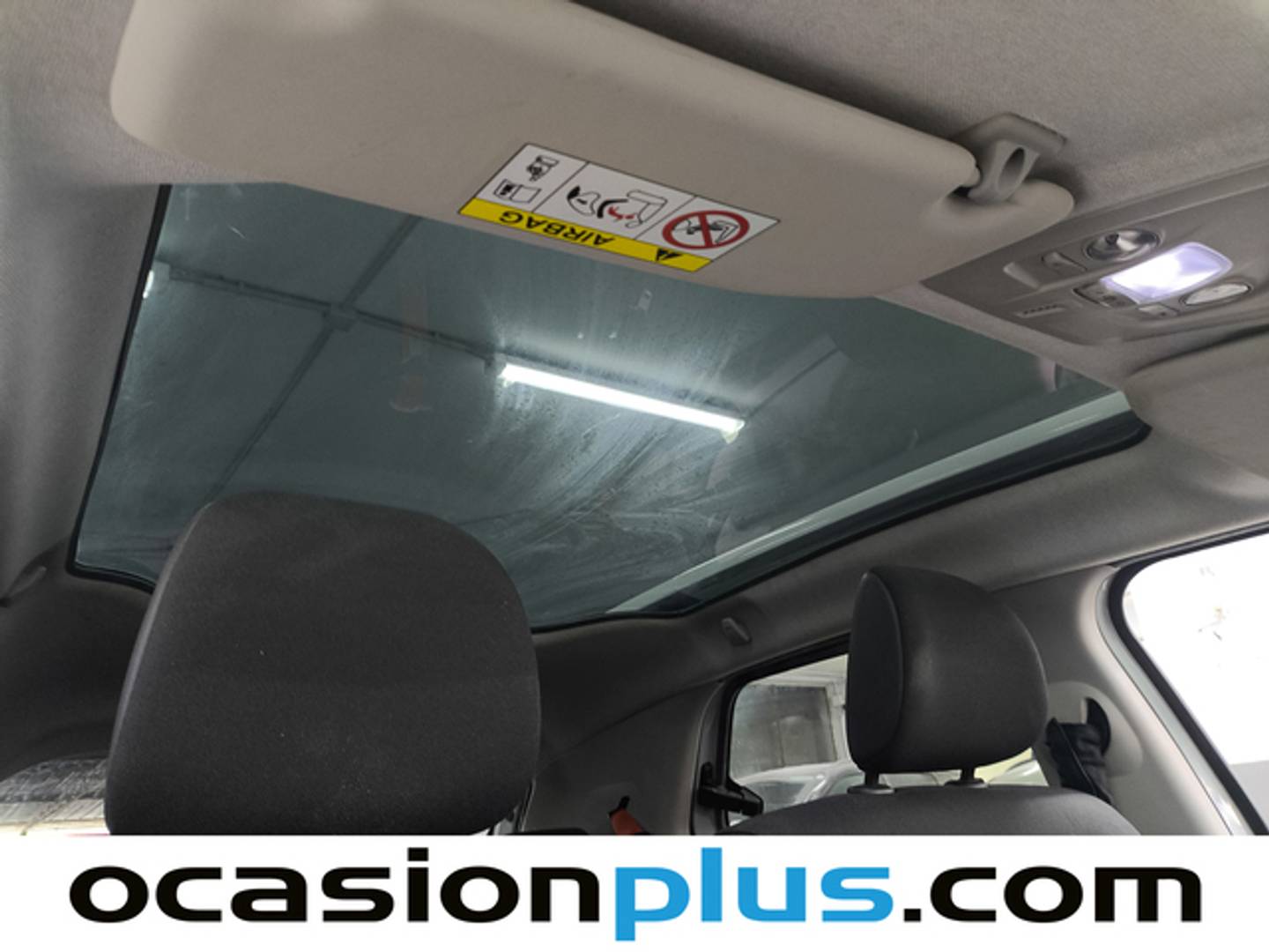 Extras y acabados del Citroën C4 Cactus Citroën C4 Cactus PureTech 110 S&S Rip Curl (110 CV)