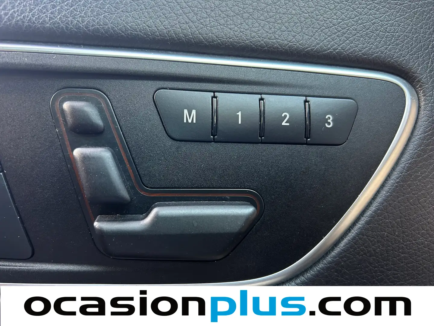 Foto Mercedes CLA Mercedes-Benz CLA Shooting Brake CLA 220 d Urban  (177 CV)