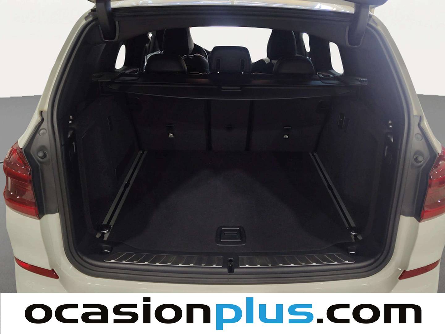 Fotos maletero BMW X3 BMW X3 xDrive20d (190 CV)Pack M