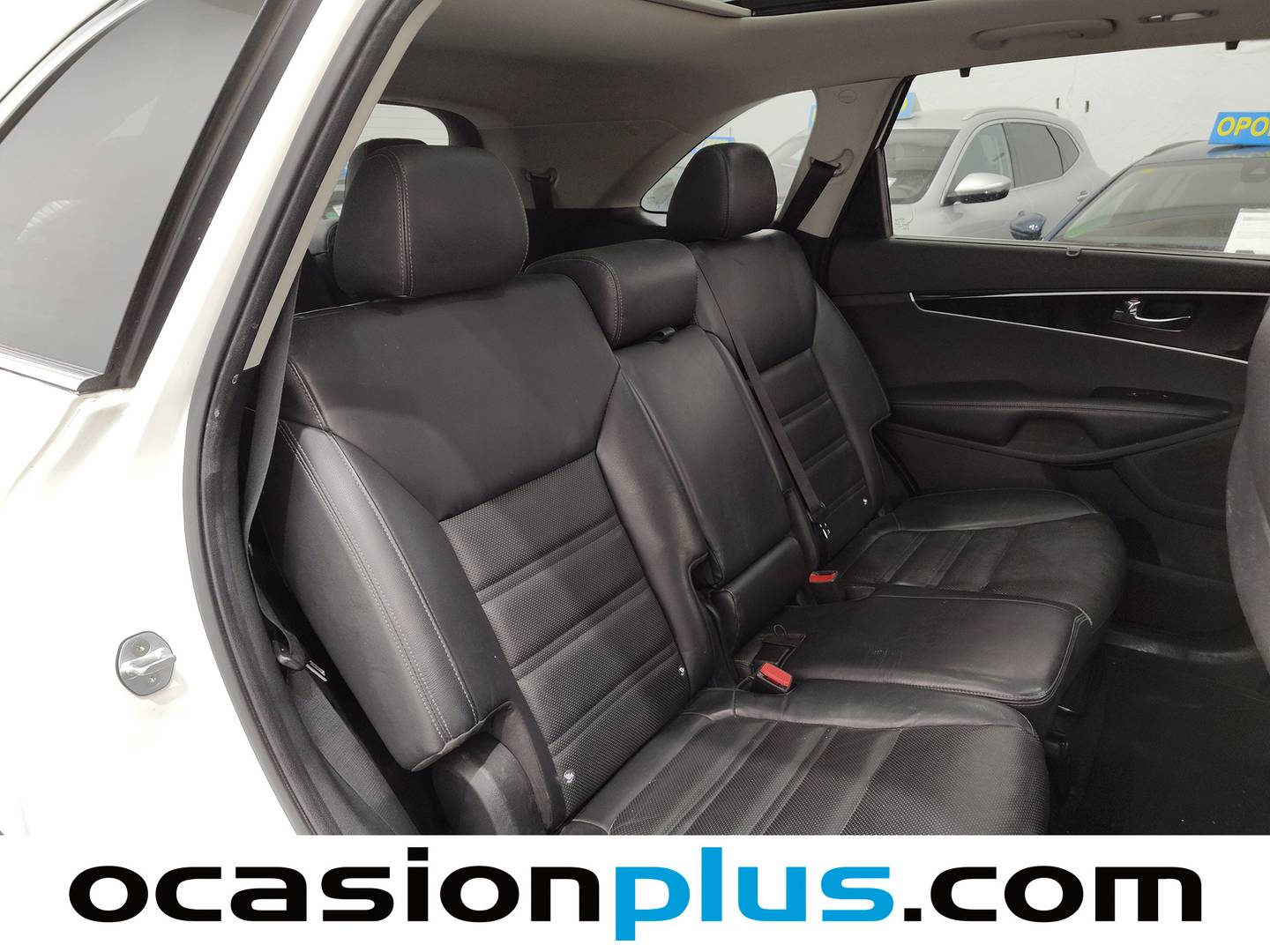 Fotos maletero KIA Sorento KIA Sorento 2.2 CRDi Emotion Auto 4x4 (Pack Luxury) (200 CV) 7 Plazas