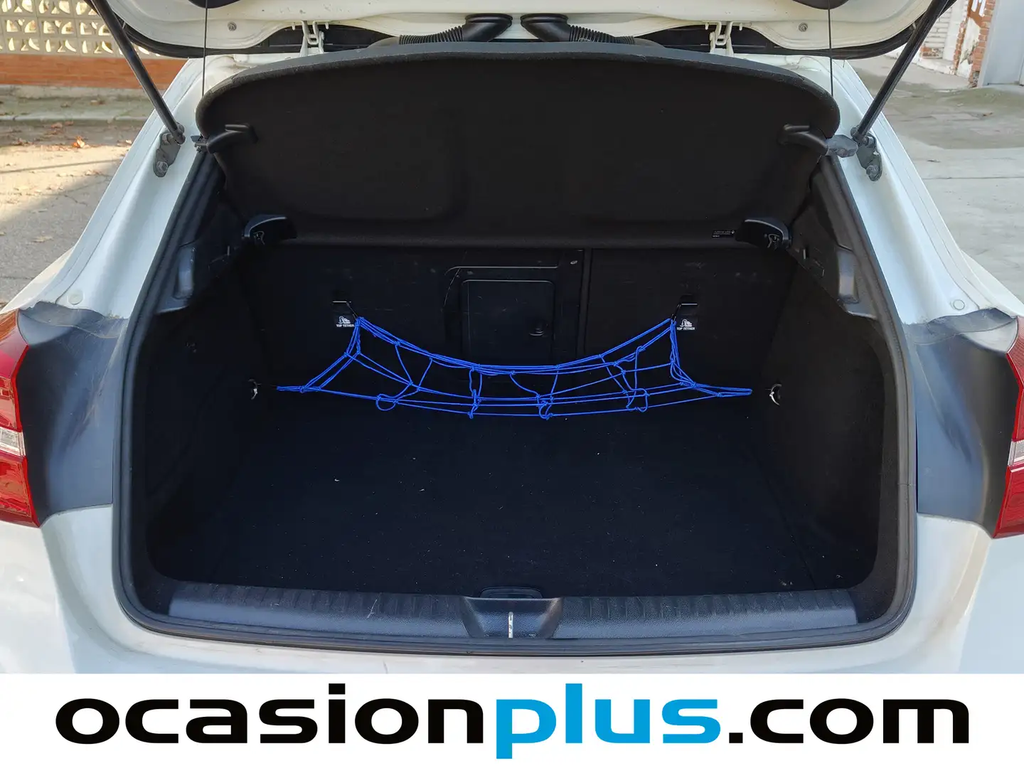 Foto Mercedes GLA Mercedes-Benz GLA 200 d AMG Line (136 CV)