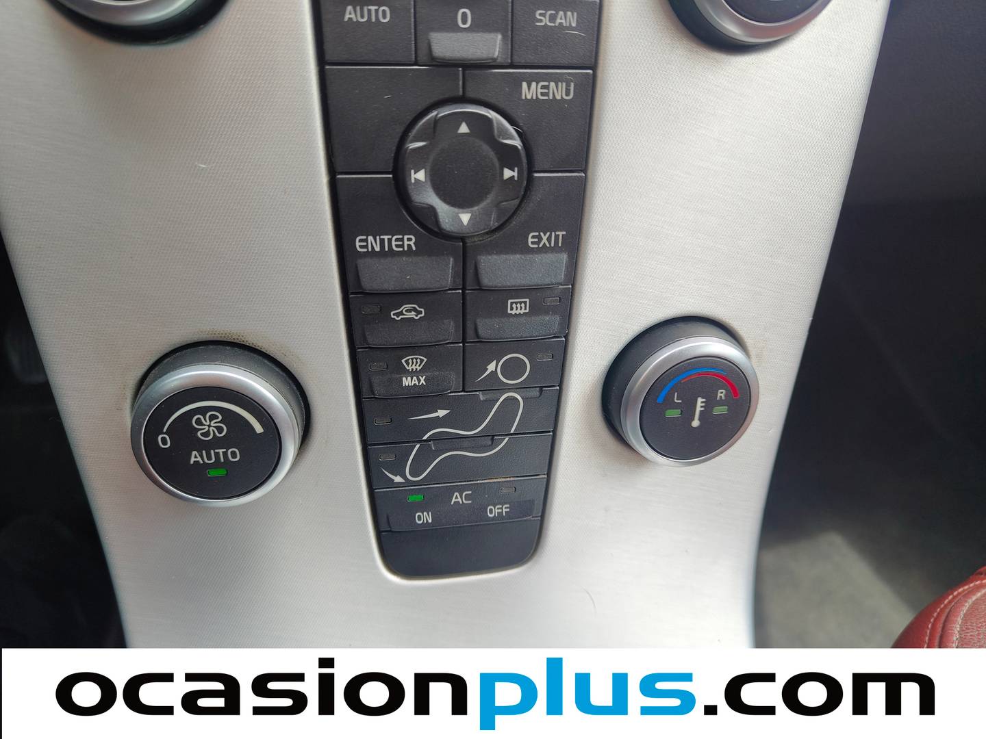 Equipamiento del Volvo C30 Volvo C30 1.6 DRIVe Summum (115 CV)