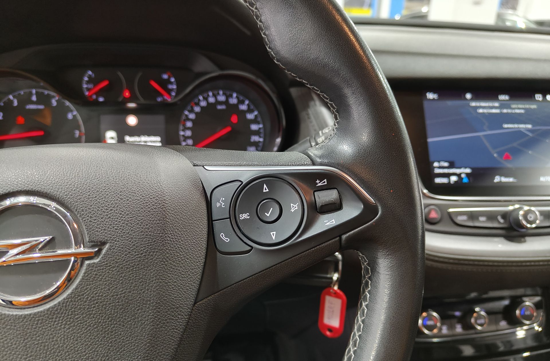 Opel Grandland 1.5 CDTi Design Tech - foto 31